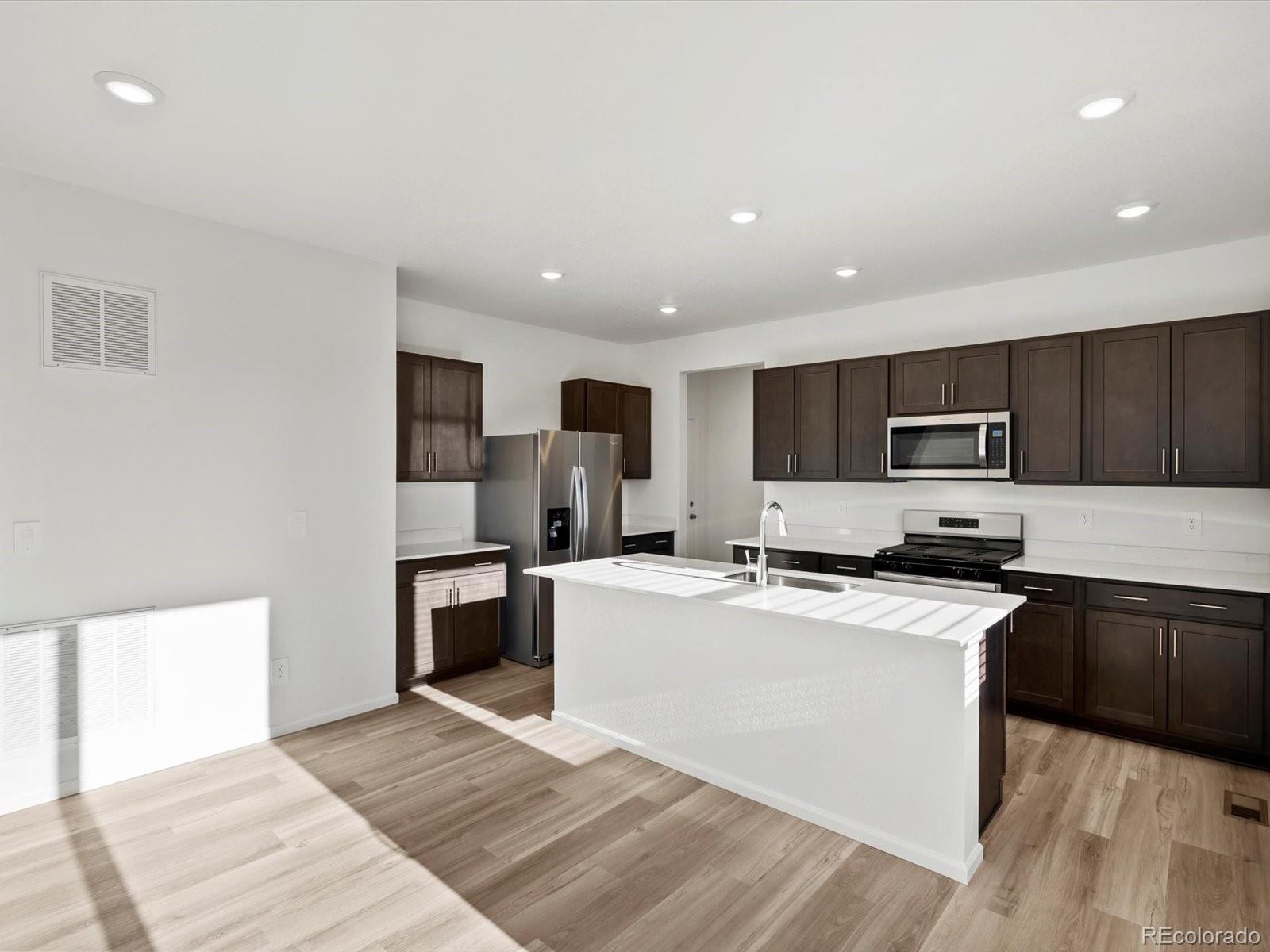 MLS Image #7 for 7329  27th street road,greeley, Colorado