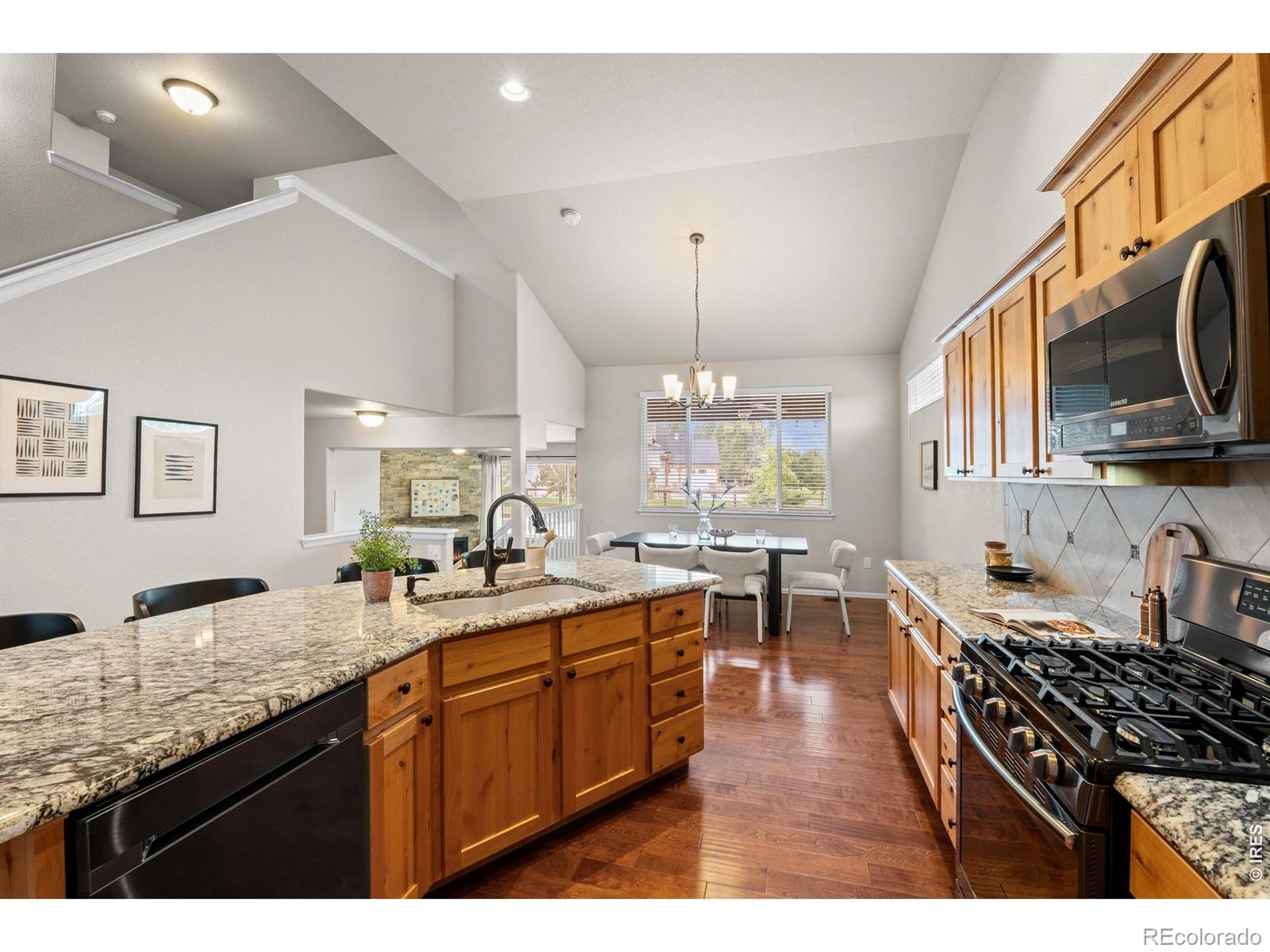 MLS Image #5 for 897  shade tree drive,windsor, Colorado