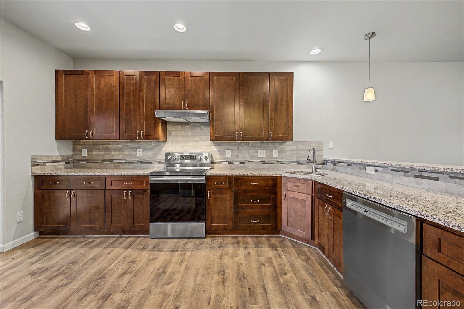 MLS Image #5 for 1080  viewridge road,bennett, Colorado