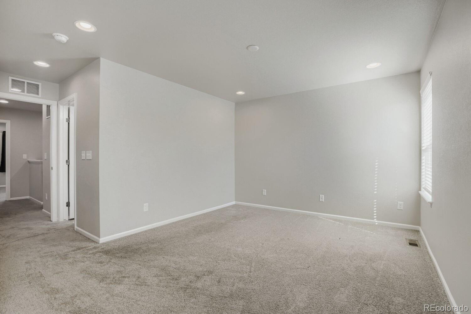 MLS Image #14 for 6504 n biscay street ,denver, Colorado