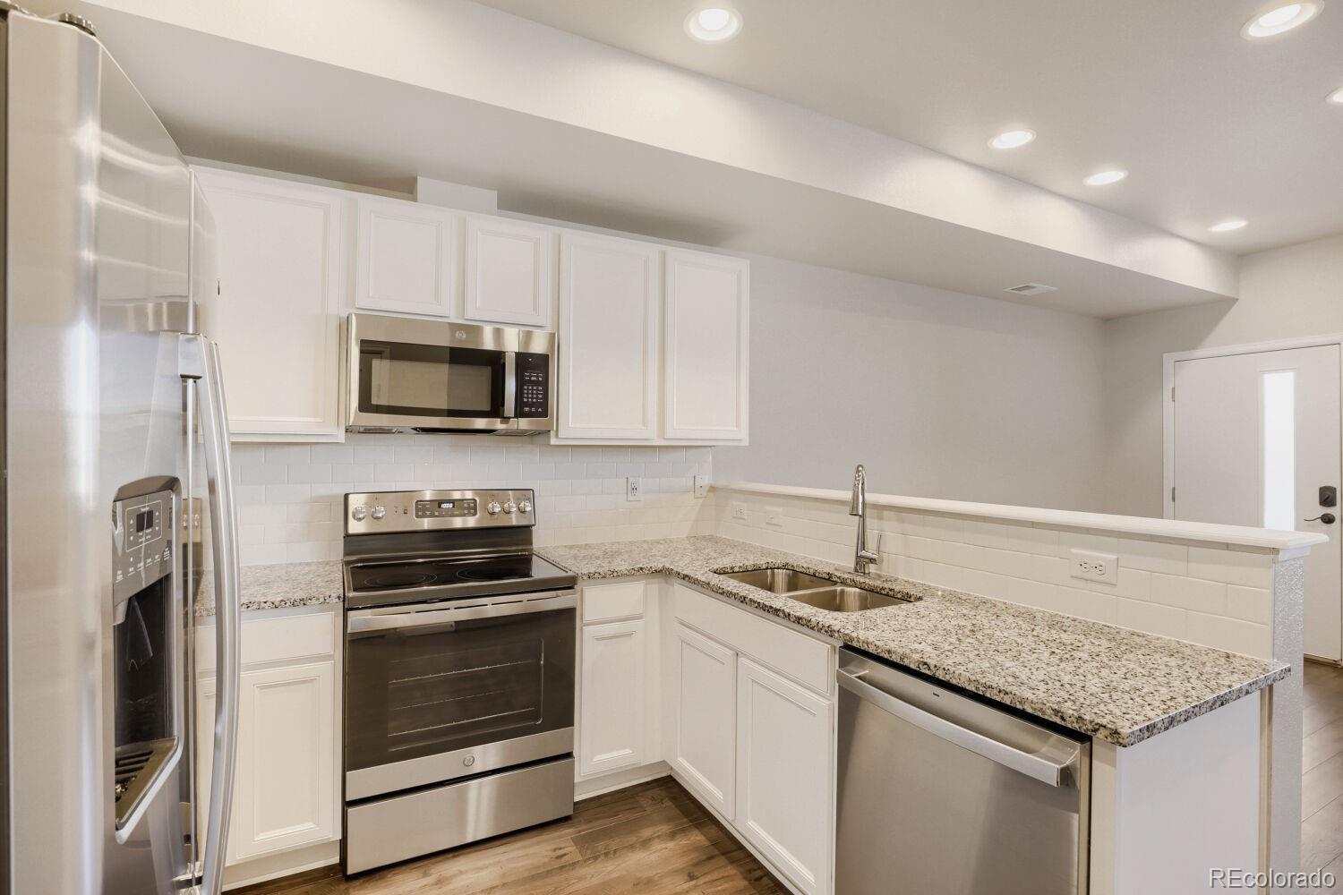 MLS Image #8 for 6504 n biscay street ,denver, Colorado