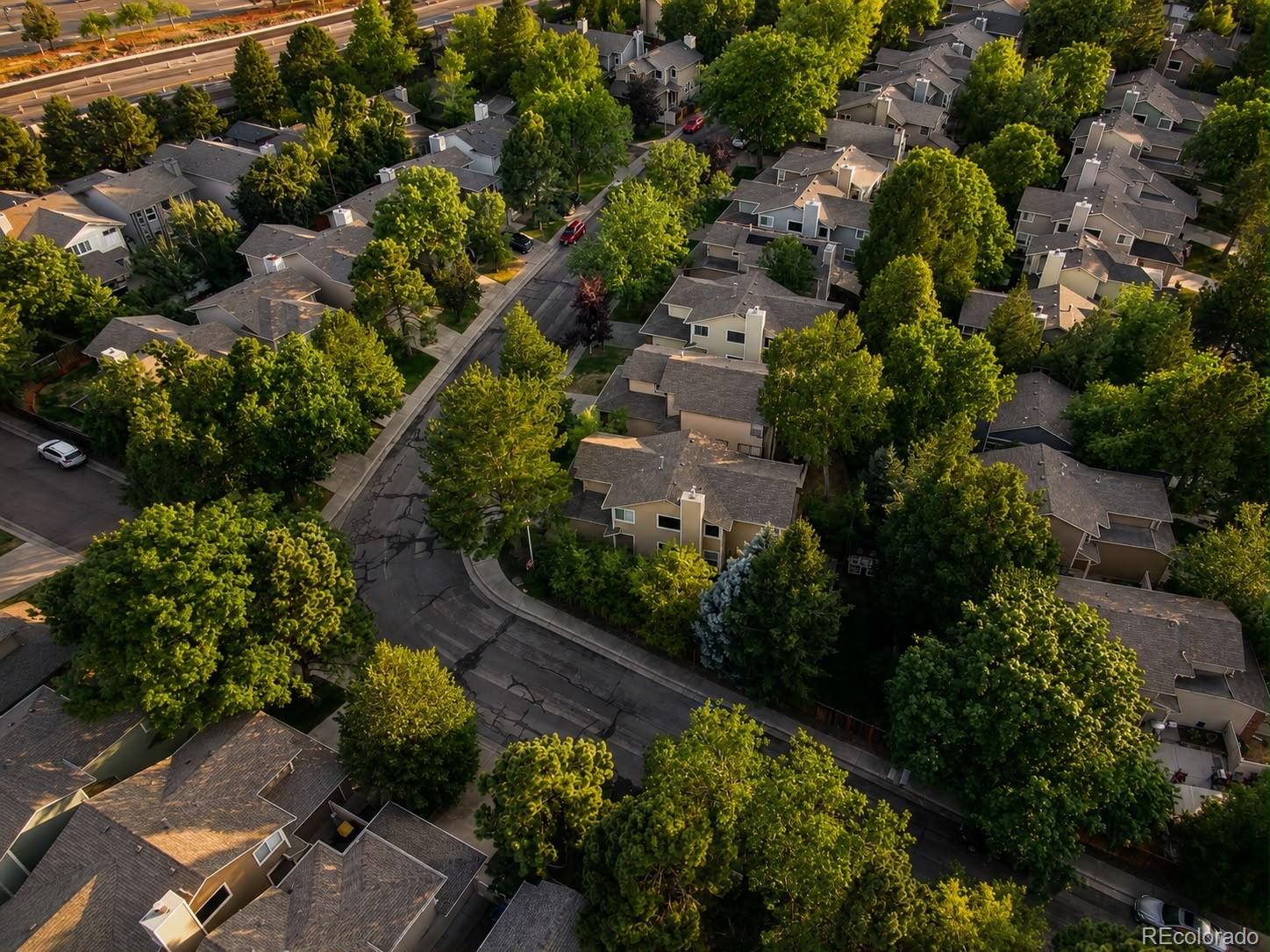 MLS Image #34 for 2191 e phillips lane,centennial, Colorado