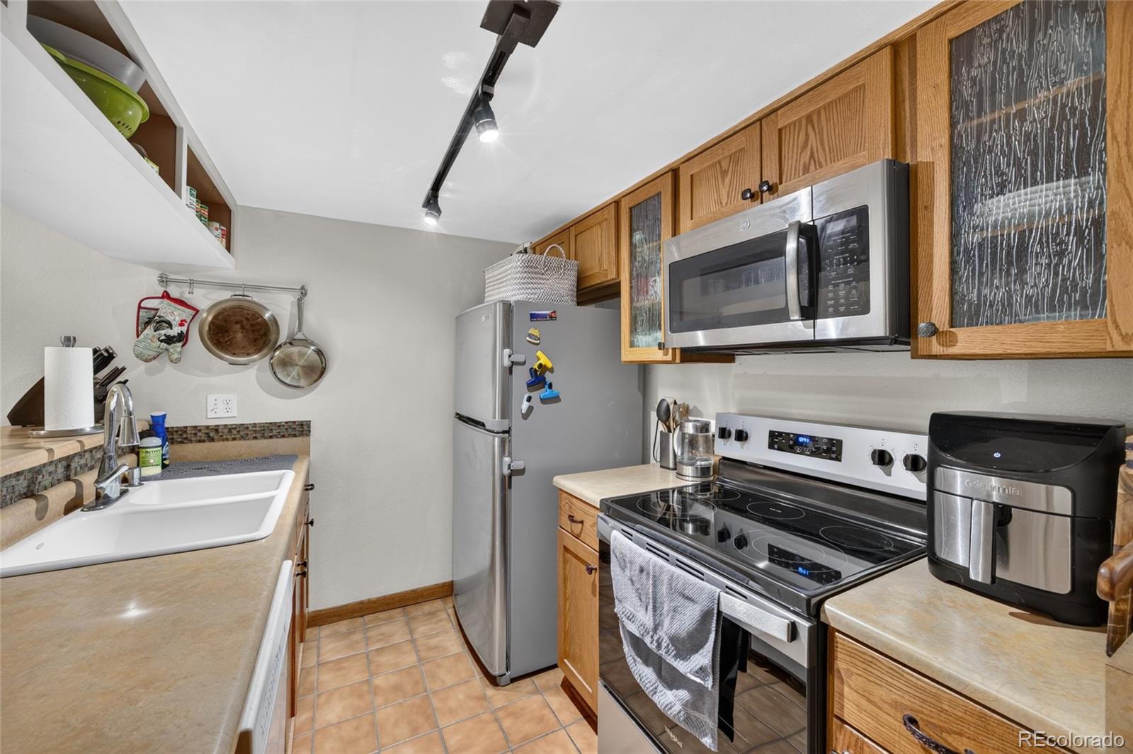 MLS Image #12 for 540 s forest street,denver, Colorado