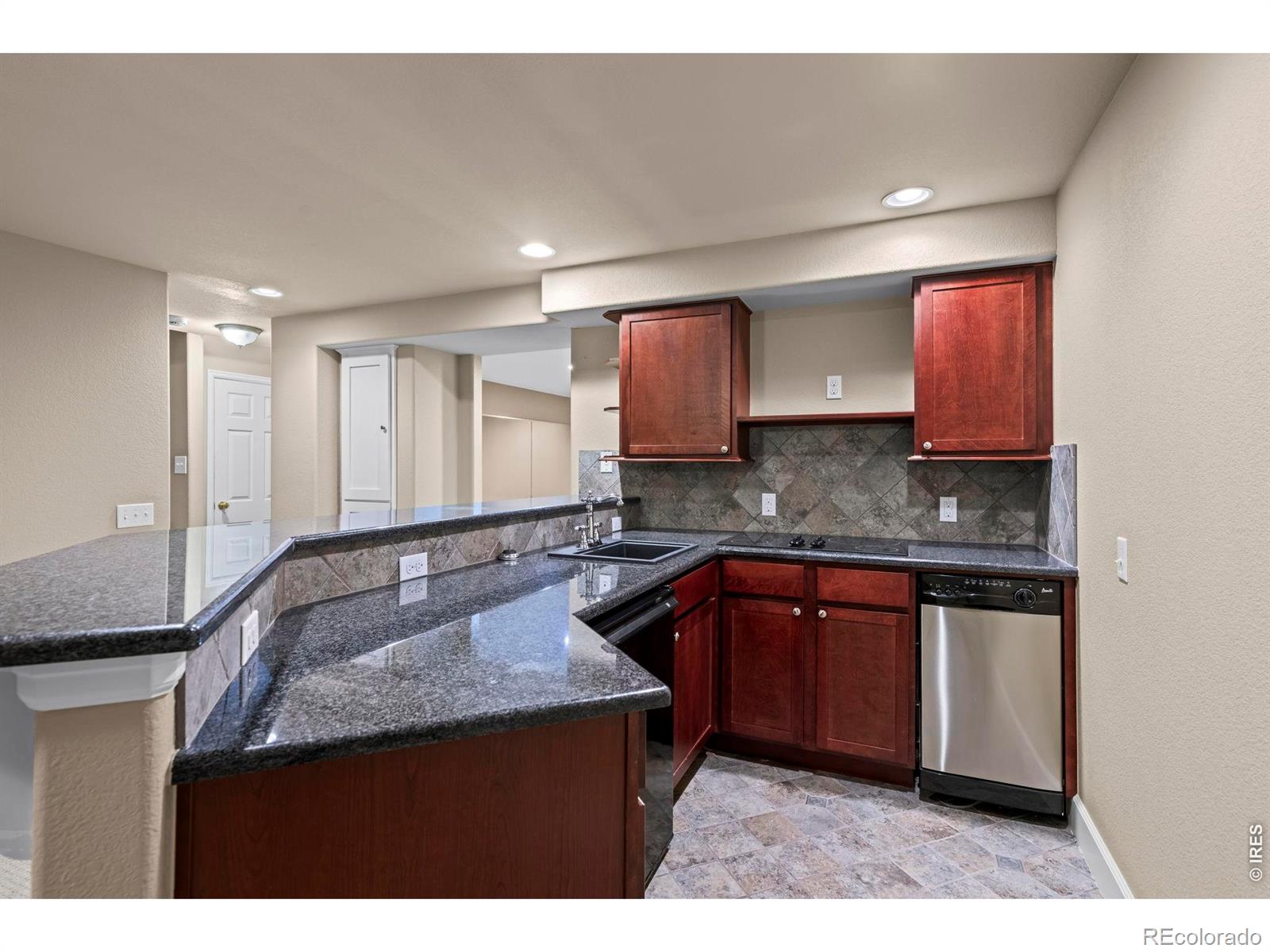 MLS Image #36 for 718  mathews circle,erie, Colorado