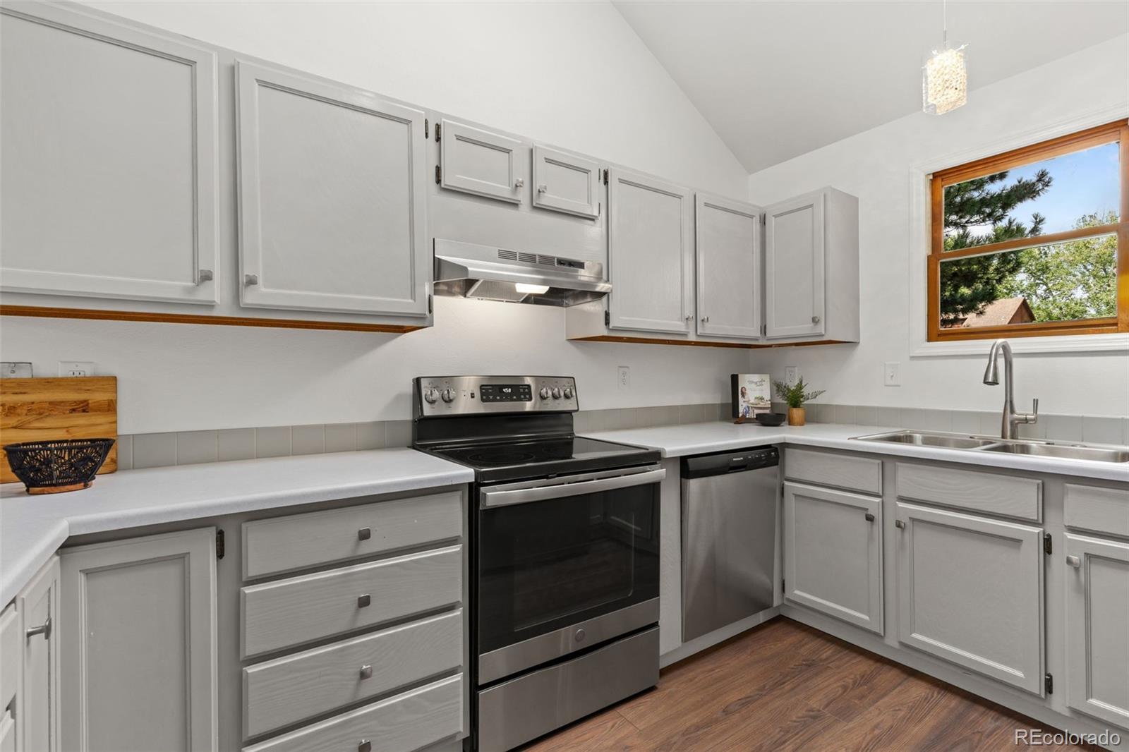 MLS Image #11 for 3119  bell drive,boulder, Colorado
