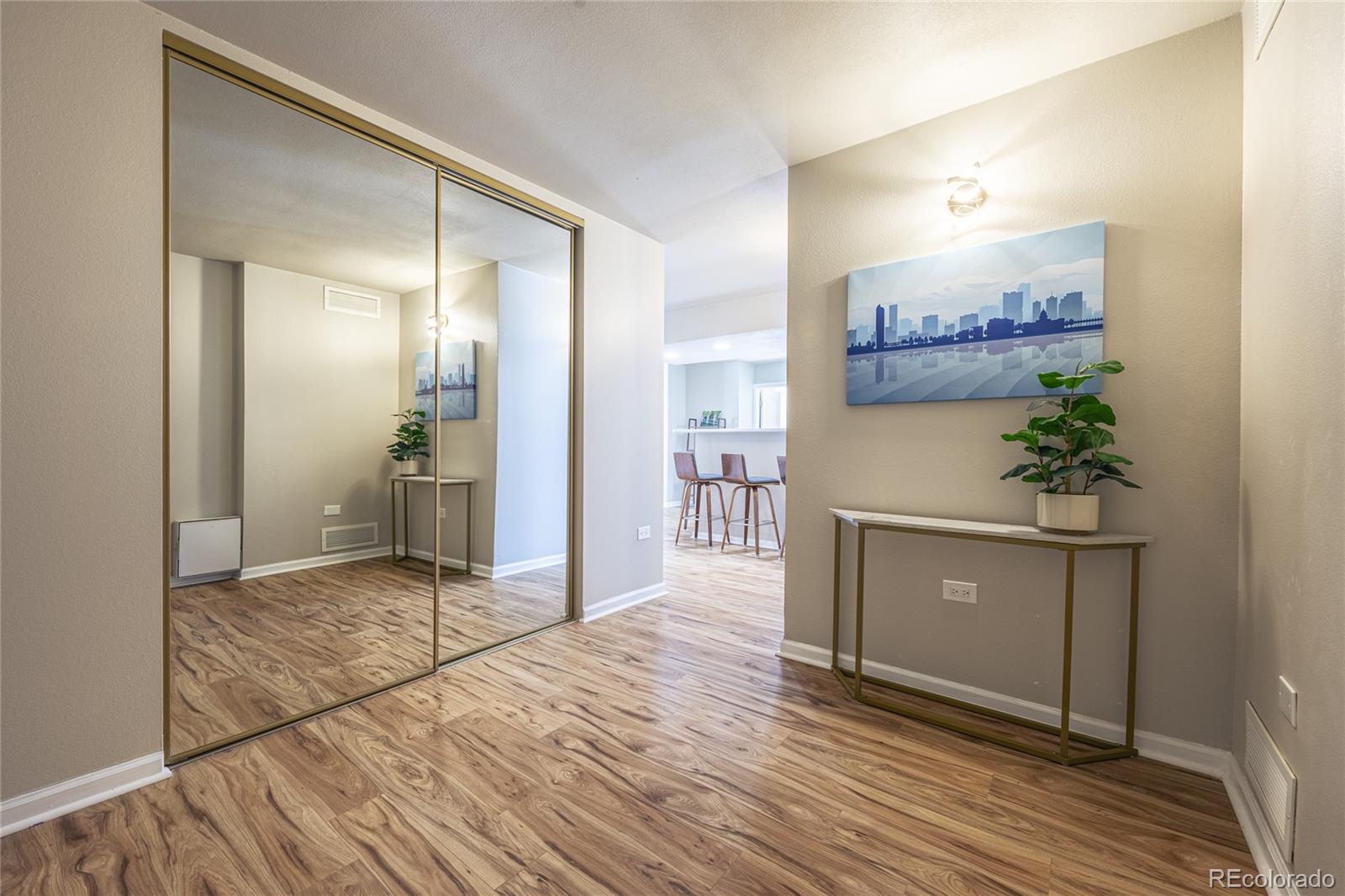 MLS Image #15 for 1020  15th street,denver, Colorado