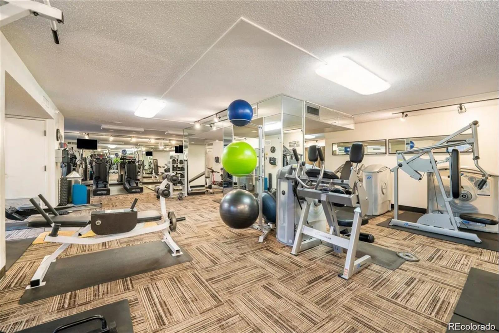 MLS Image #28 for 1020  15th street,denver, Colorado