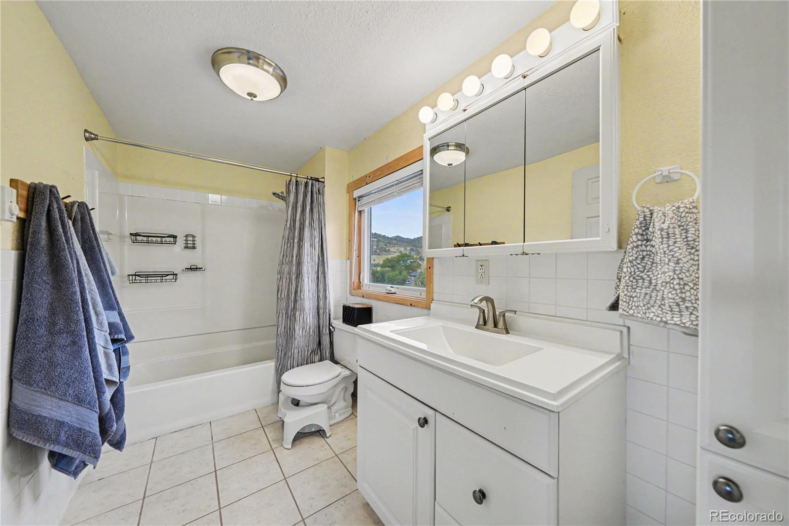 MLS Image #13 for 7800  gregory drive,berthoud, Colorado