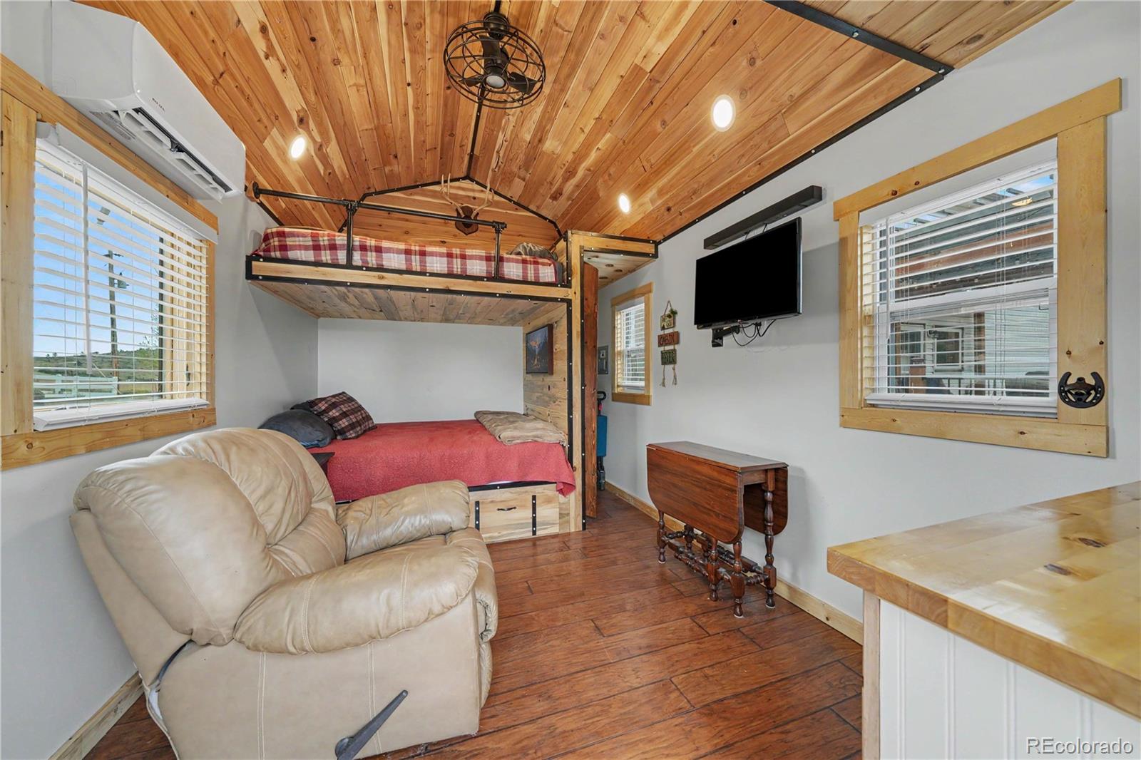 MLS Image #21 for 7800  gregory drive,berthoud, Colorado