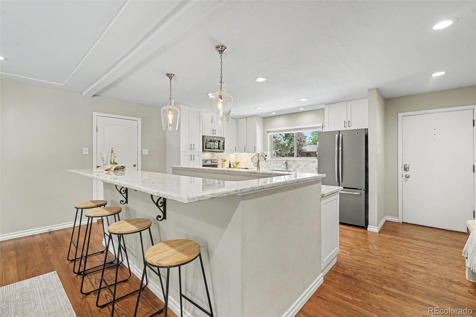 MLS Image #10 for 715 s glencoe street,denver, Colorado
