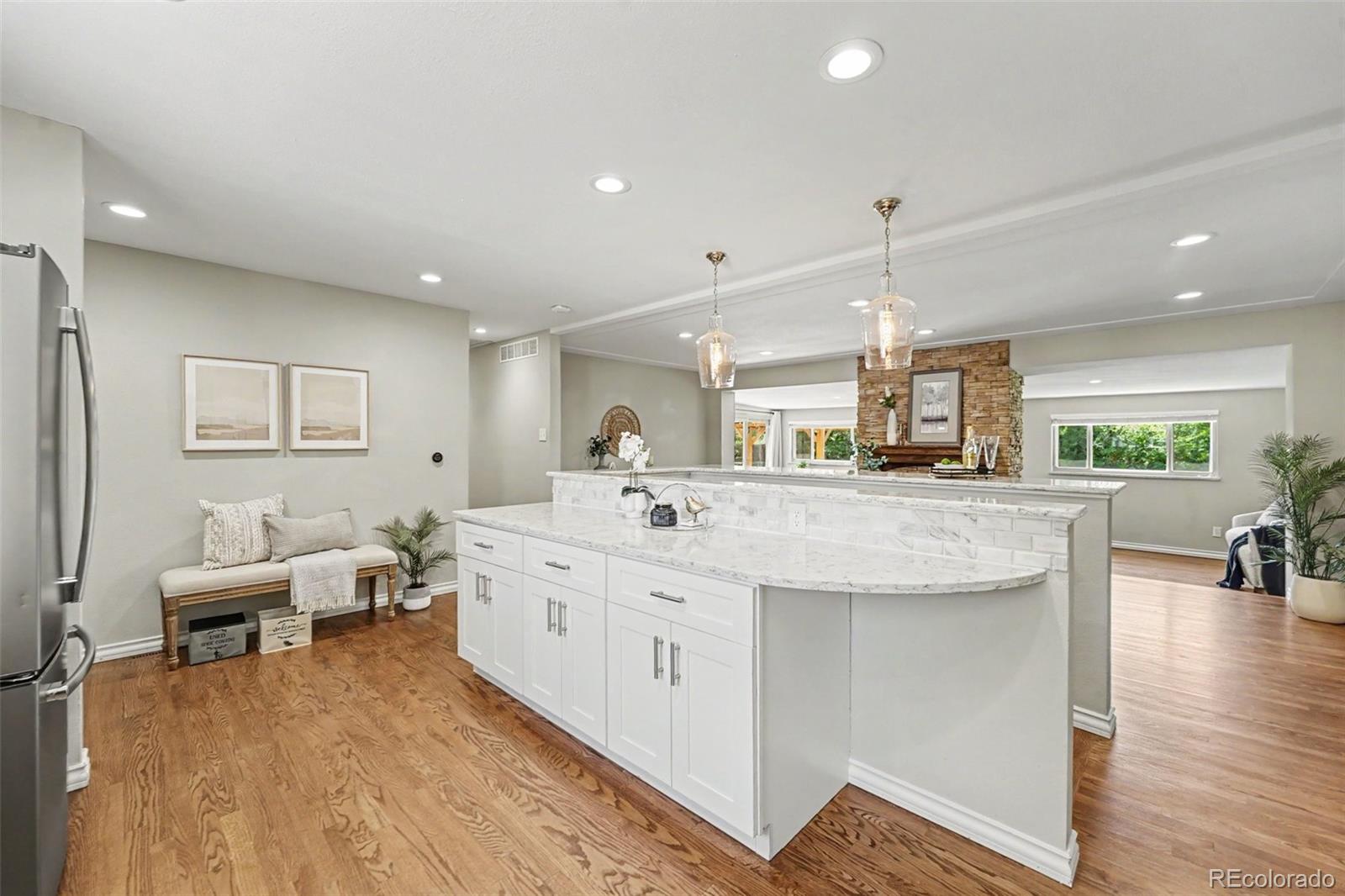MLS Image #13 for 715 s glencoe street,denver, Colorado