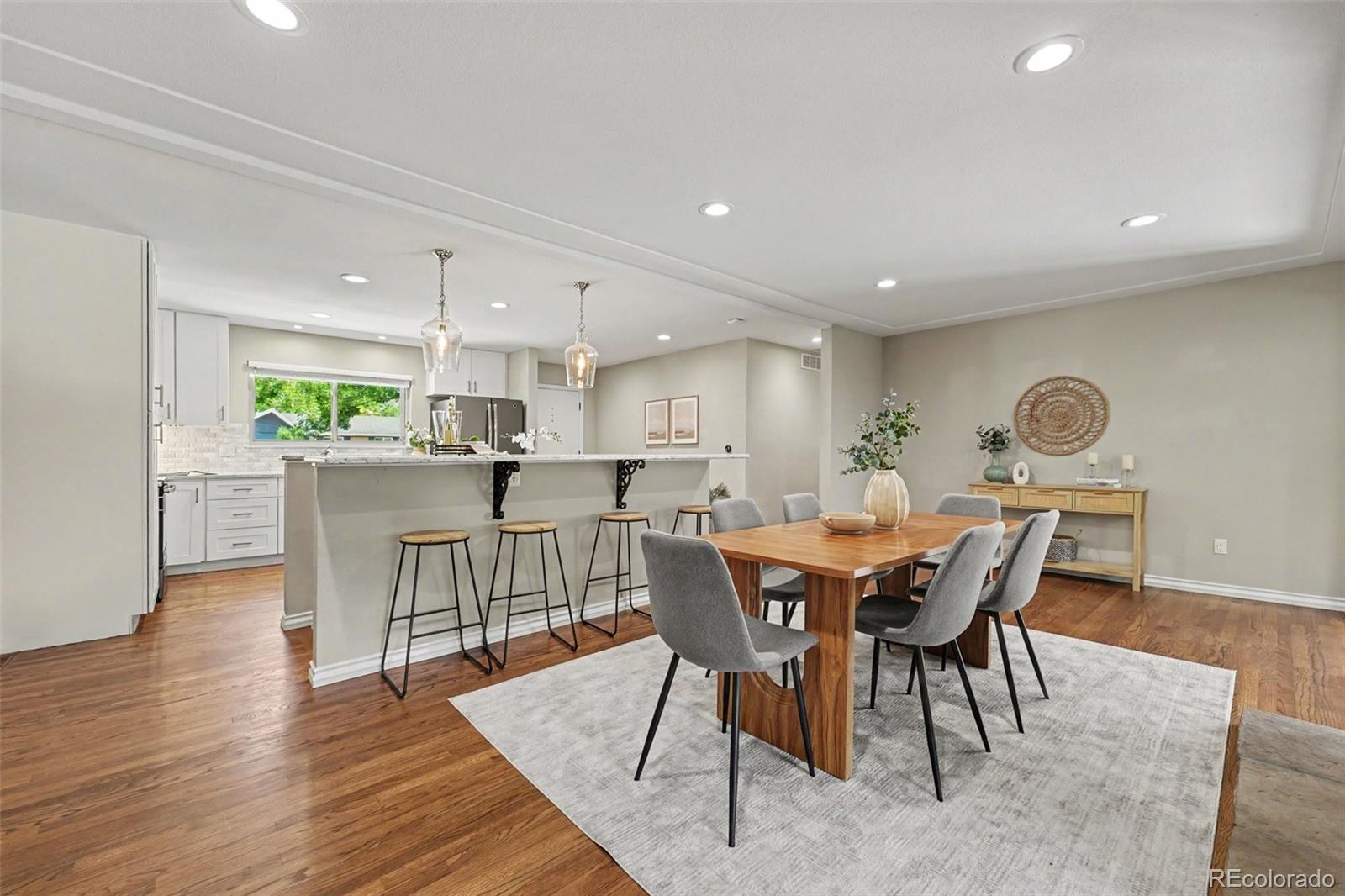 MLS Image #7 for 715 s glencoe street,denver, Colorado