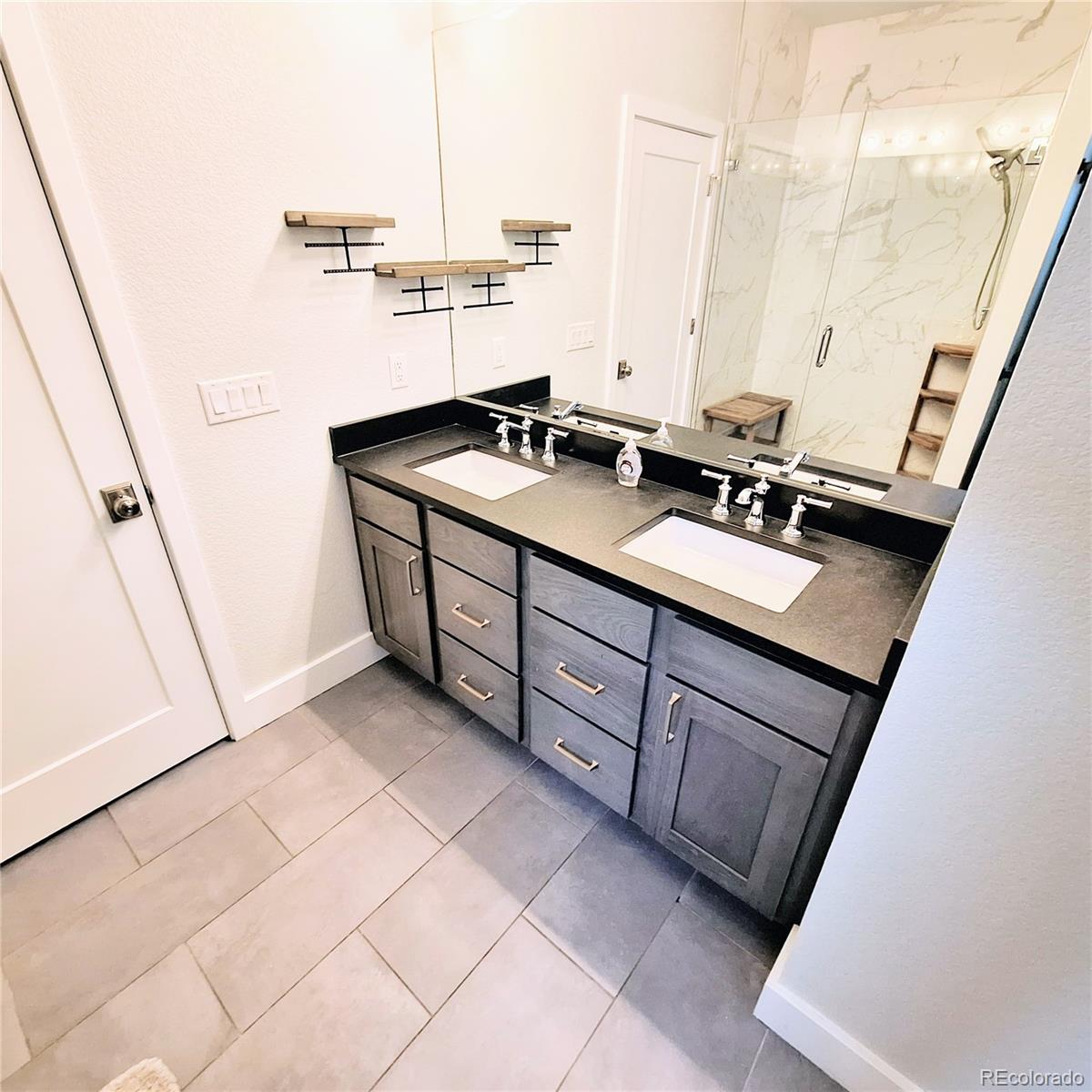 MLS Image #18 for 1009-1007  boulder street,colorado springs, Colorado