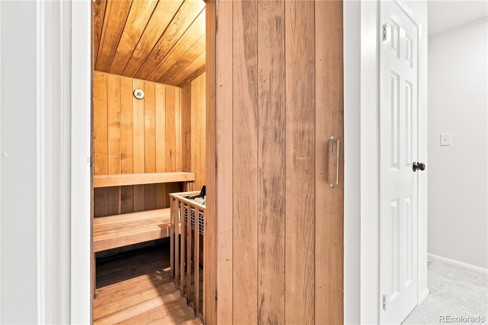 MLS Image #32 for 1120 s clinton street 72,denver, Colorado