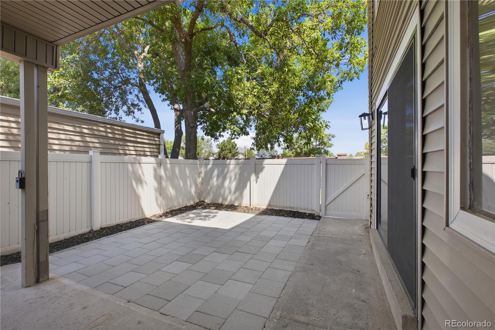 MLS Image #8 for 1120 s clinton street 72,denver, Colorado