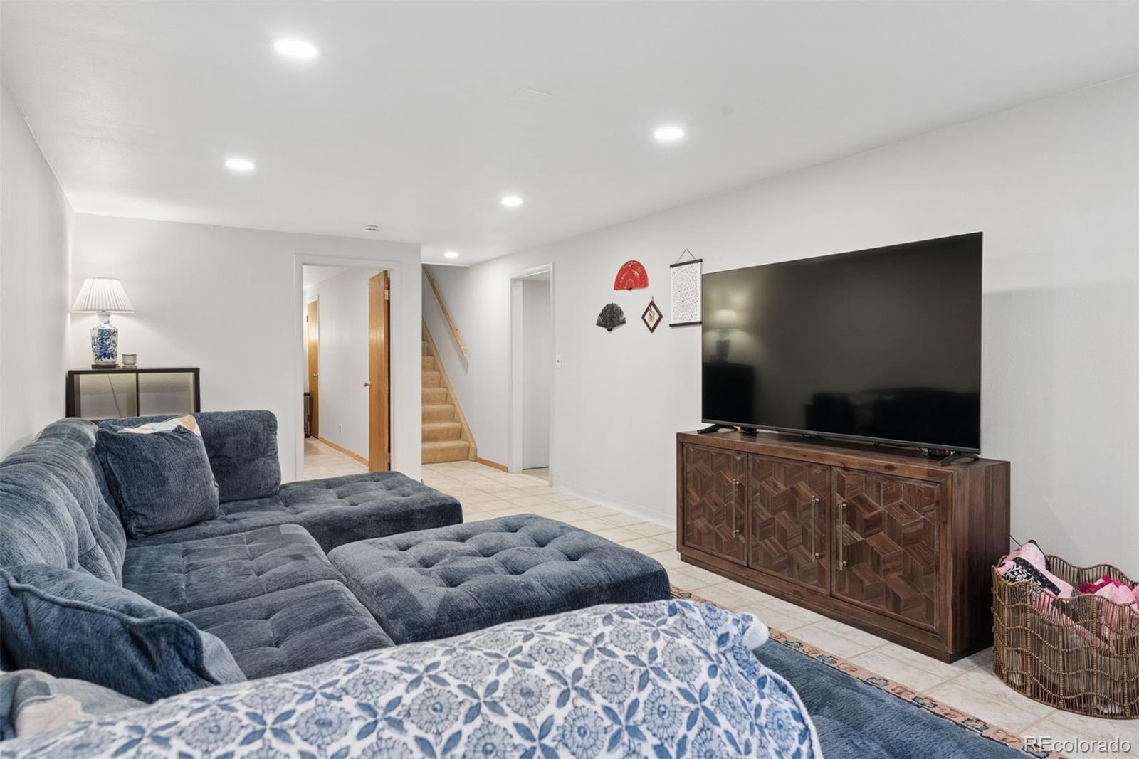 MLS Image #16 for 7135 s sherman street,centennial, Colorado