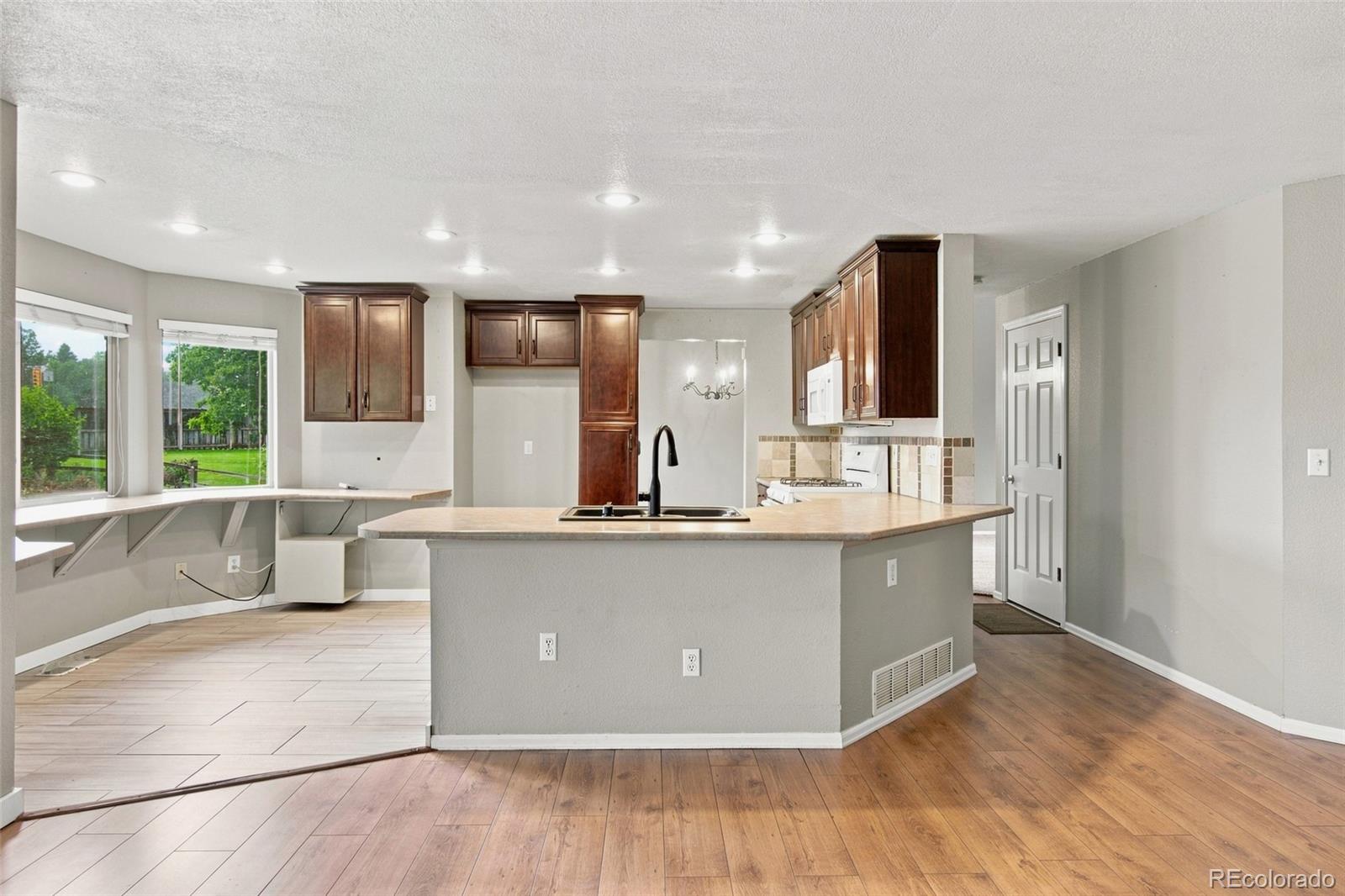 MLS Image #8 for 11584 w fair drive,littleton, Colorado