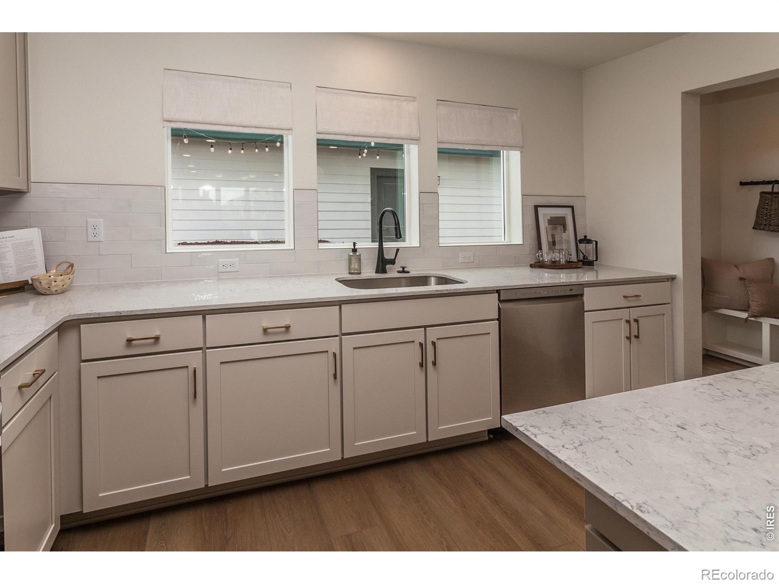 MLS Image #12 for 932  trumpet lane,windsor, Colorado