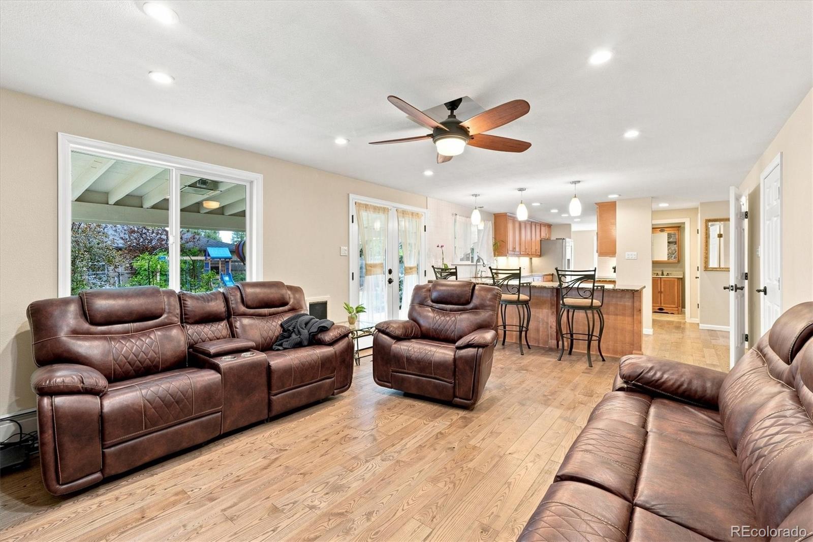 MLS Image #11 for 7096 s kendall boulevard,littleton, Colorado