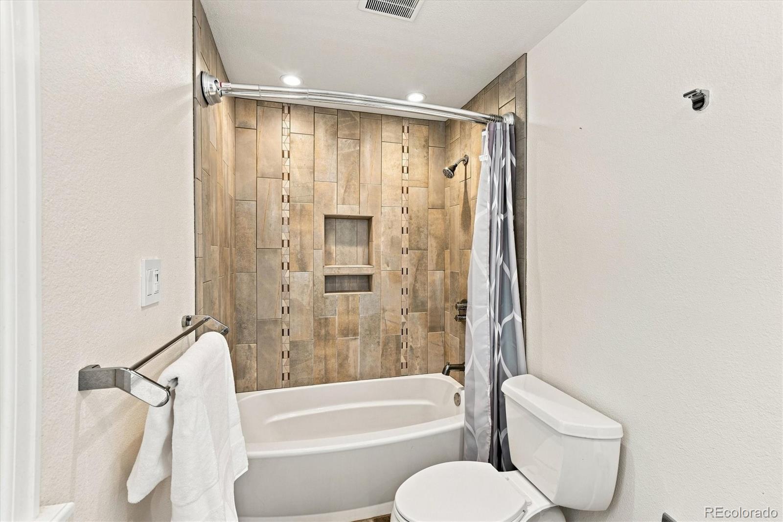 MLS Image #28 for 7096 s kendall boulevard,littleton, Colorado