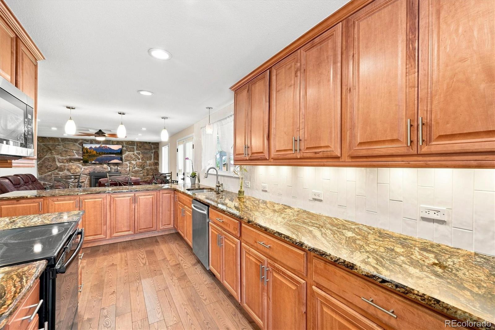 MLS Image #7 for 7096 s kendall boulevard,littleton, Colorado