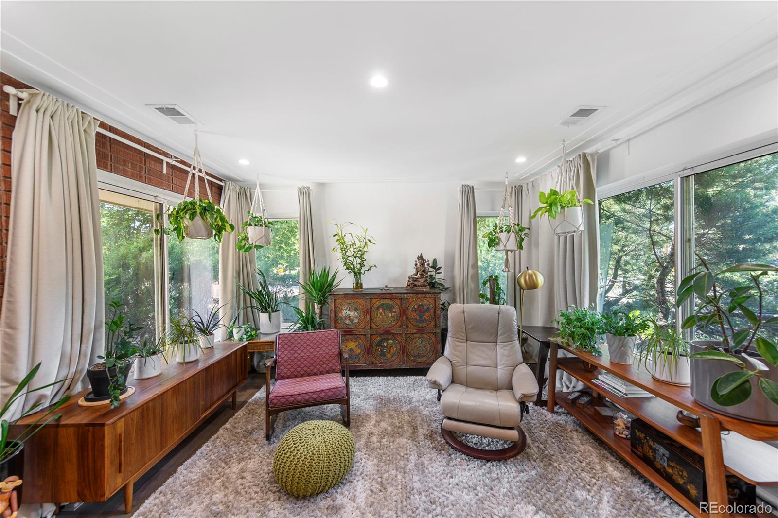 MLS Image #5 for 2000 e 21st avenue,denver, Colorado