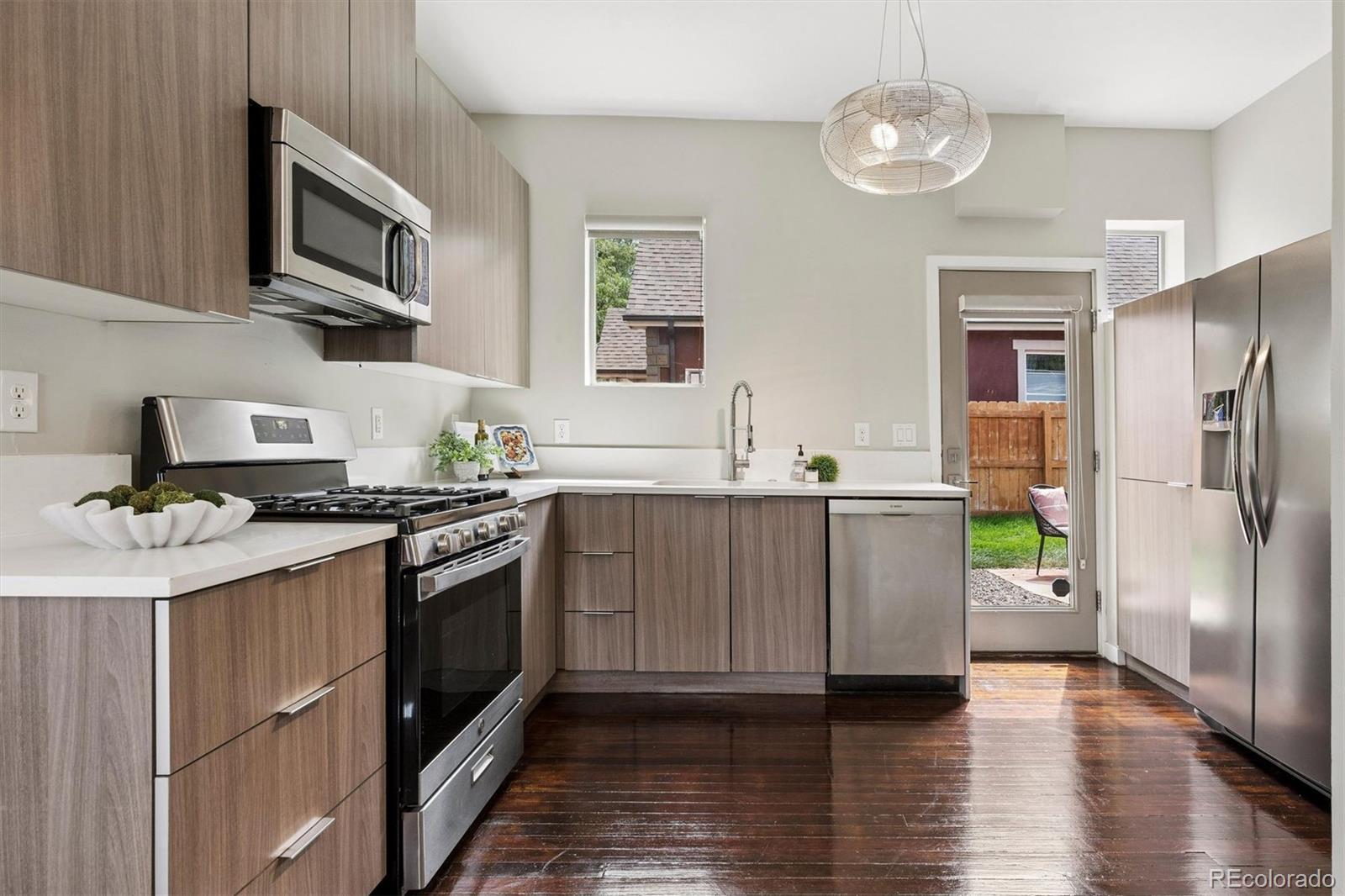 MLS Image #11 for 3559 n shoshone street,denver, Colorado