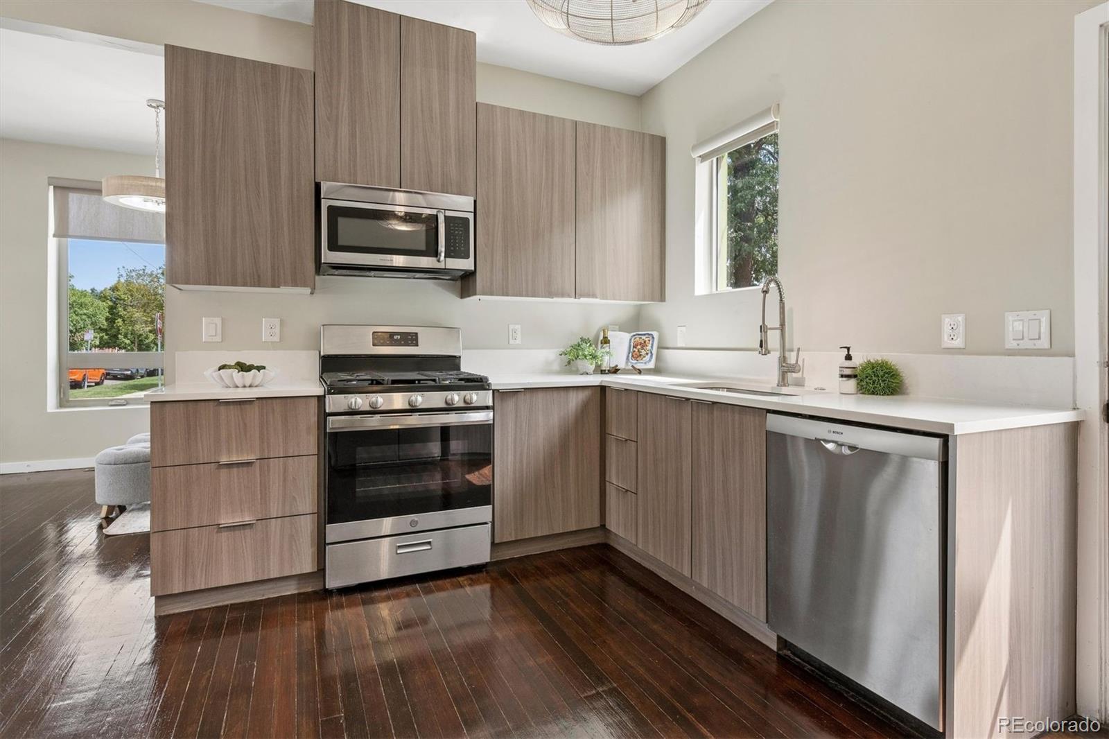 MLS Image #13 for 3559 n shoshone street,denver, Colorado
