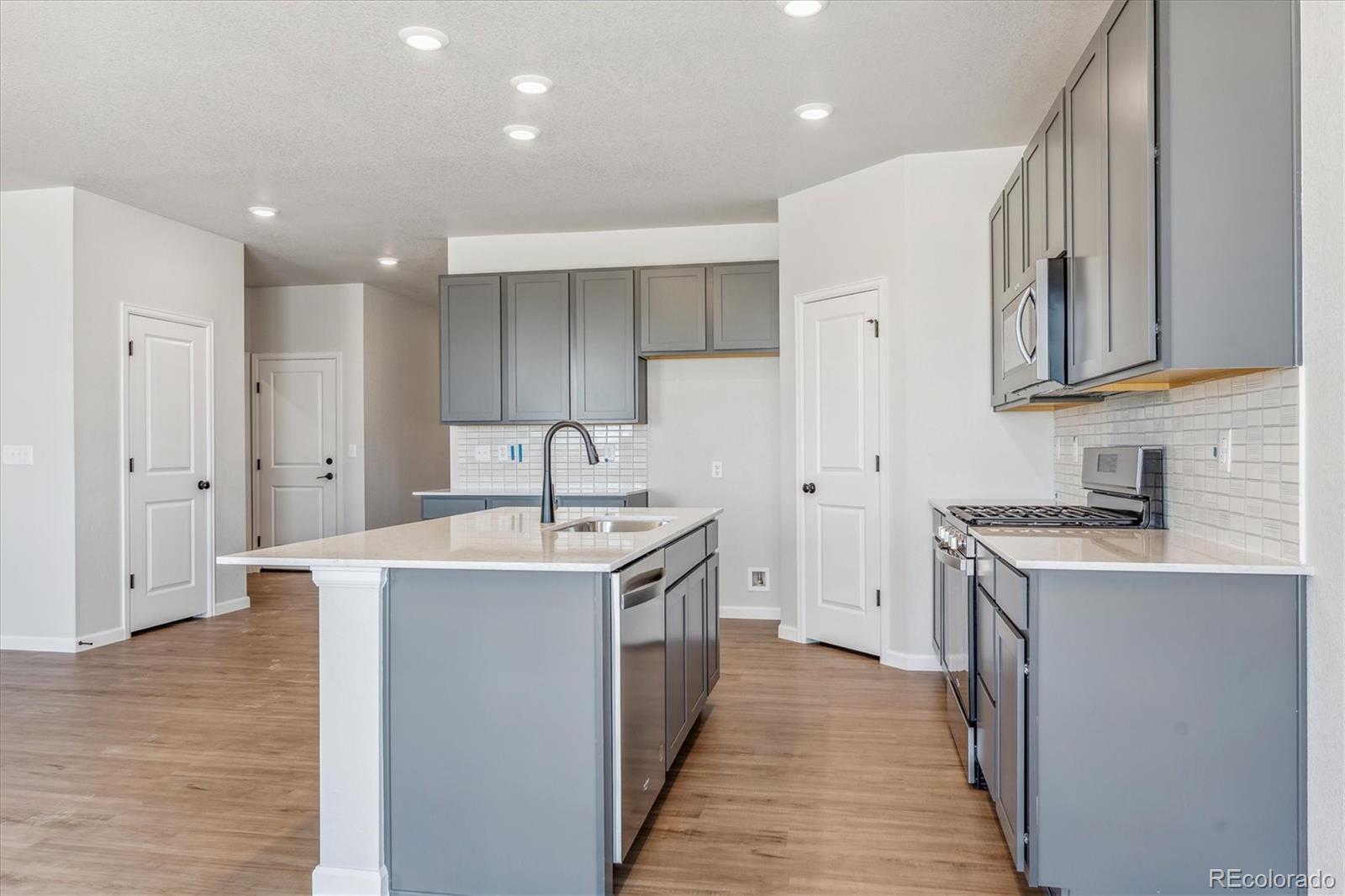 MLS Image #11 for 2119  summit place,fort lupton, Colorado