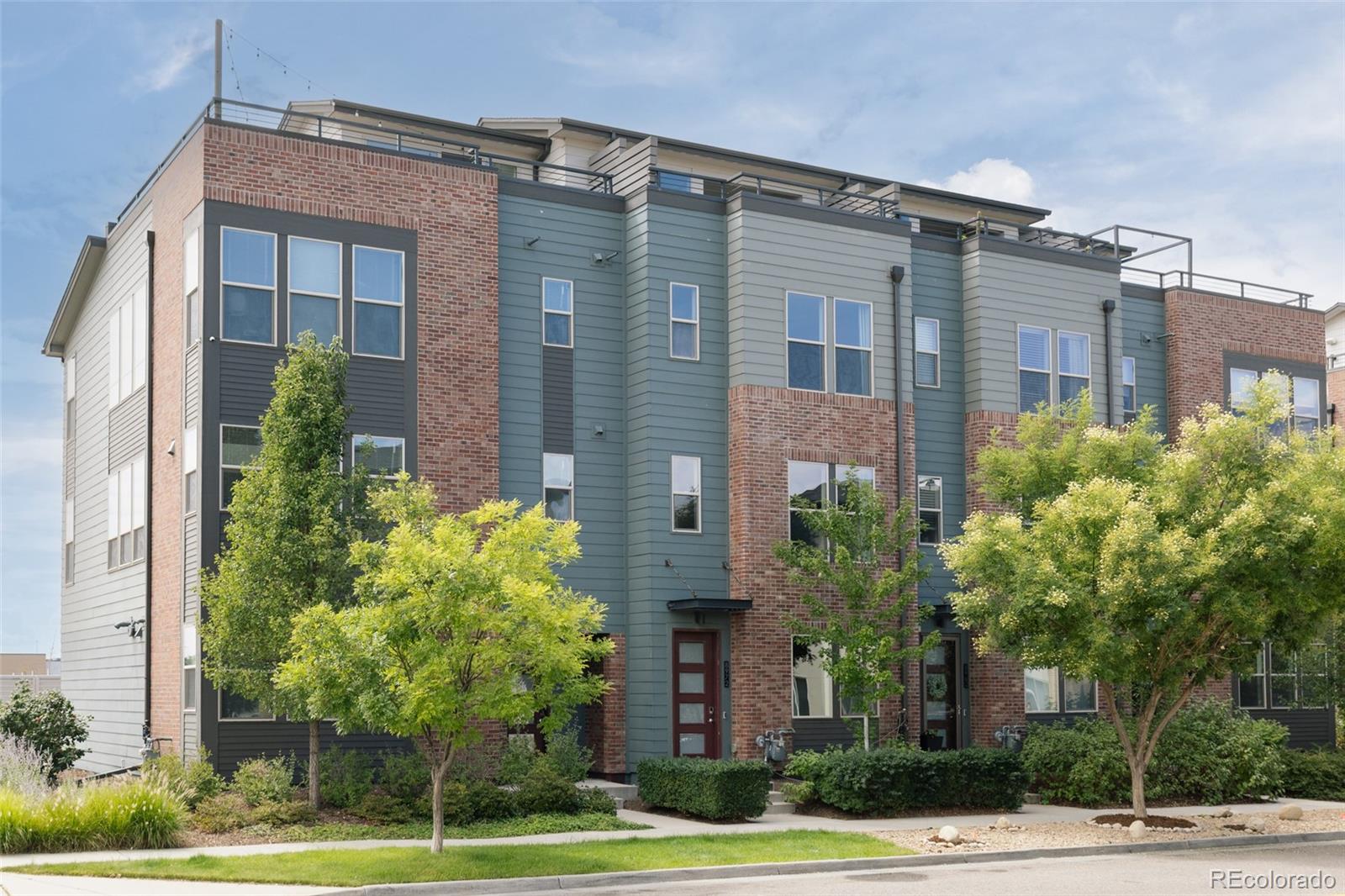 MLS Image #25 for 8972 e 47th avenue,denver, Colorado