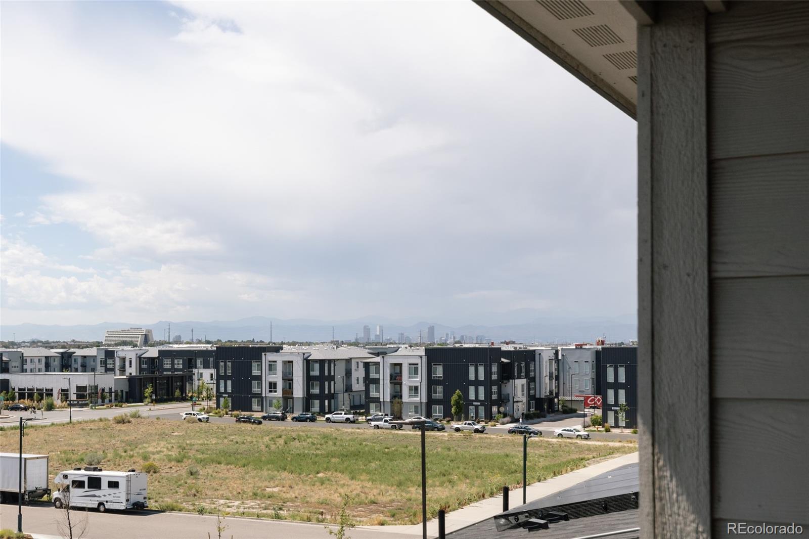 MLS Image #27 for 8972 e 47th avenue,denver, Colorado