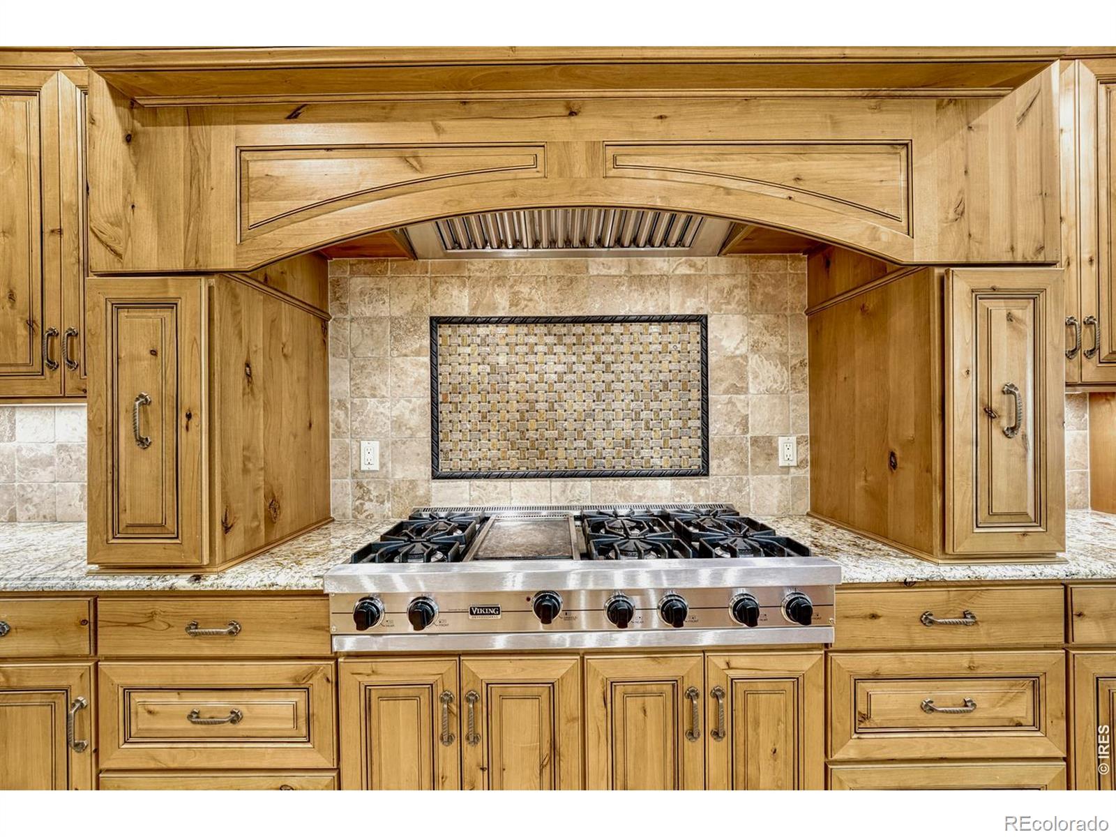 MLS Image #10 for 4320 e linden circle,greenwood village, Colorado