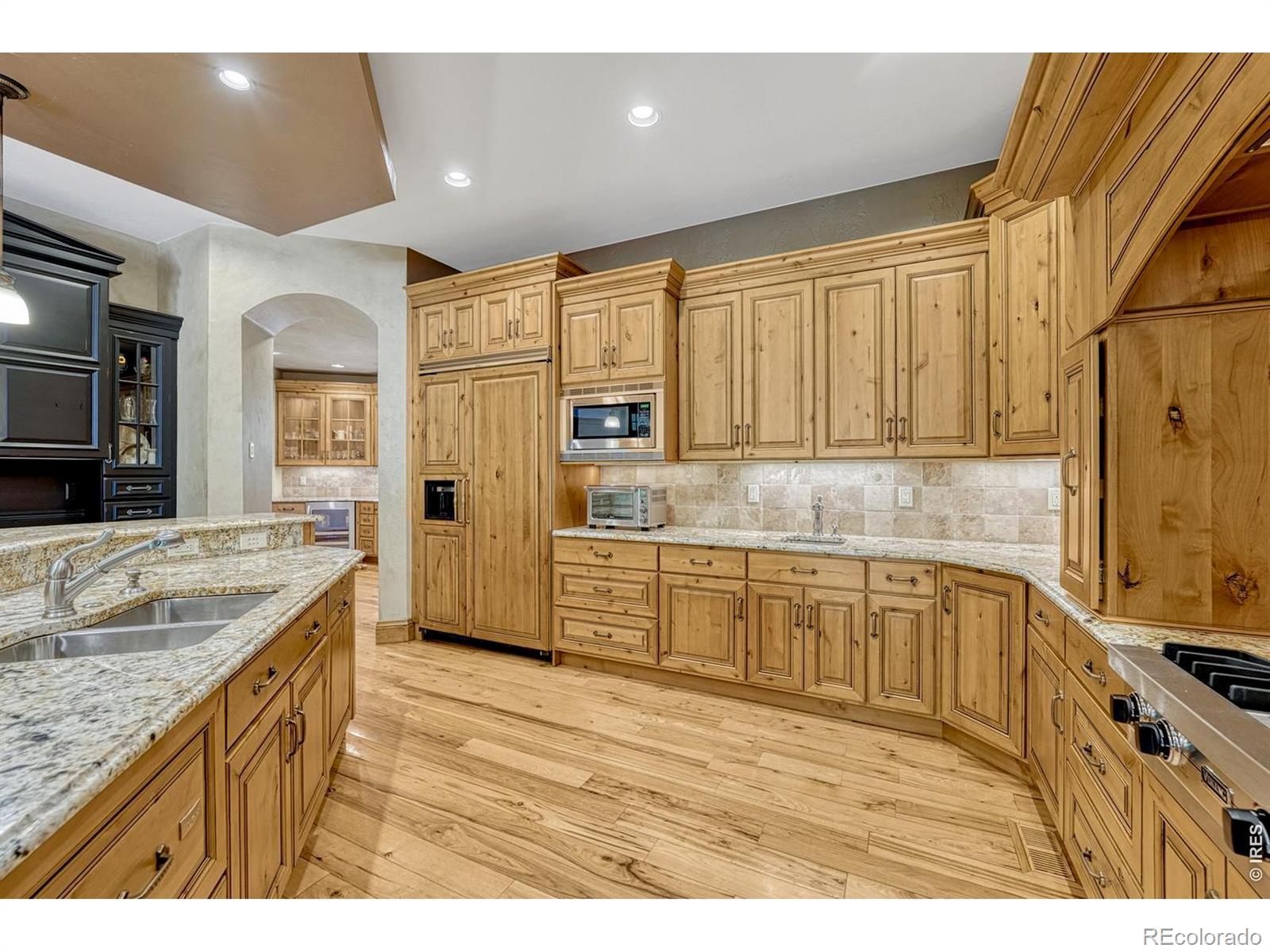 MLS Image #11 for 4320 e linden circle,greenwood village, Colorado