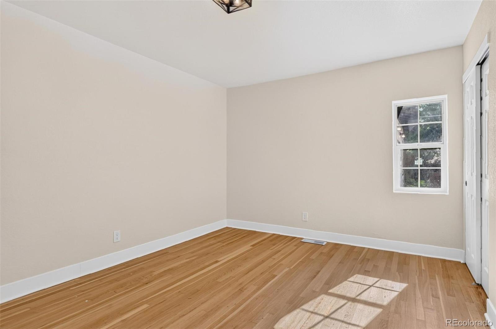 MLS Image #19 for 2260  leyden street,denver, Colorado