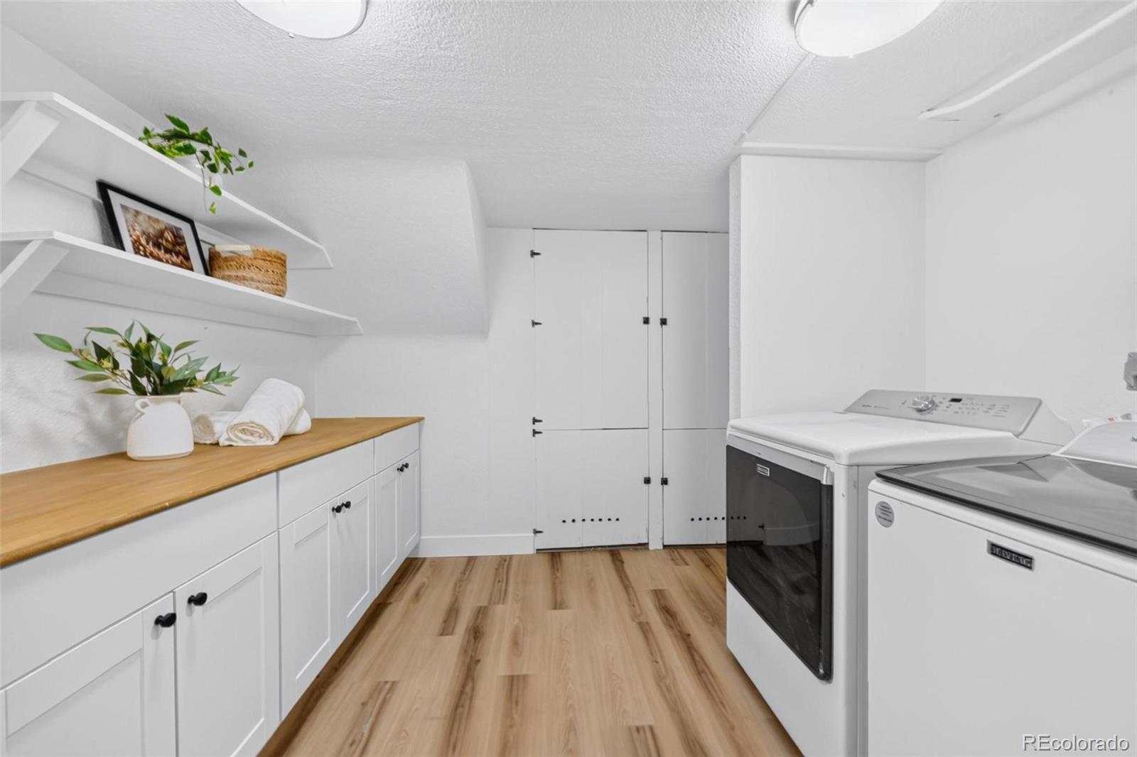 MLS Image #25 for 2260  leyden street,denver, Colorado