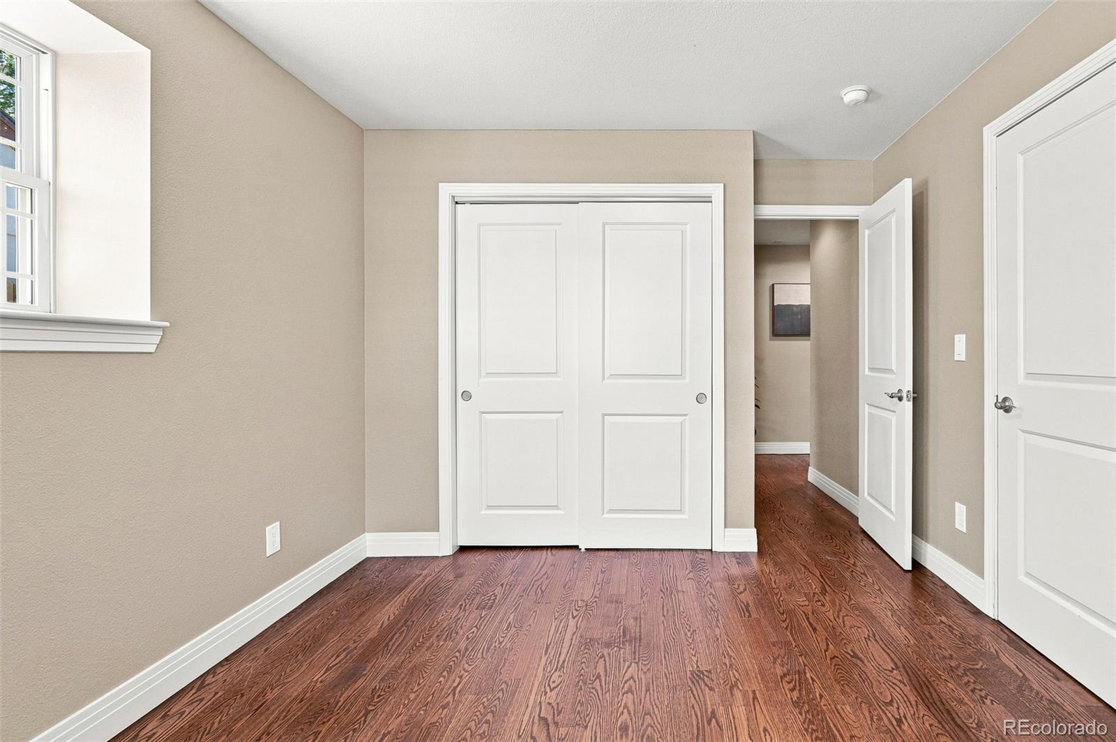 MLS Image #19 for 965  krameria street,denver, Colorado