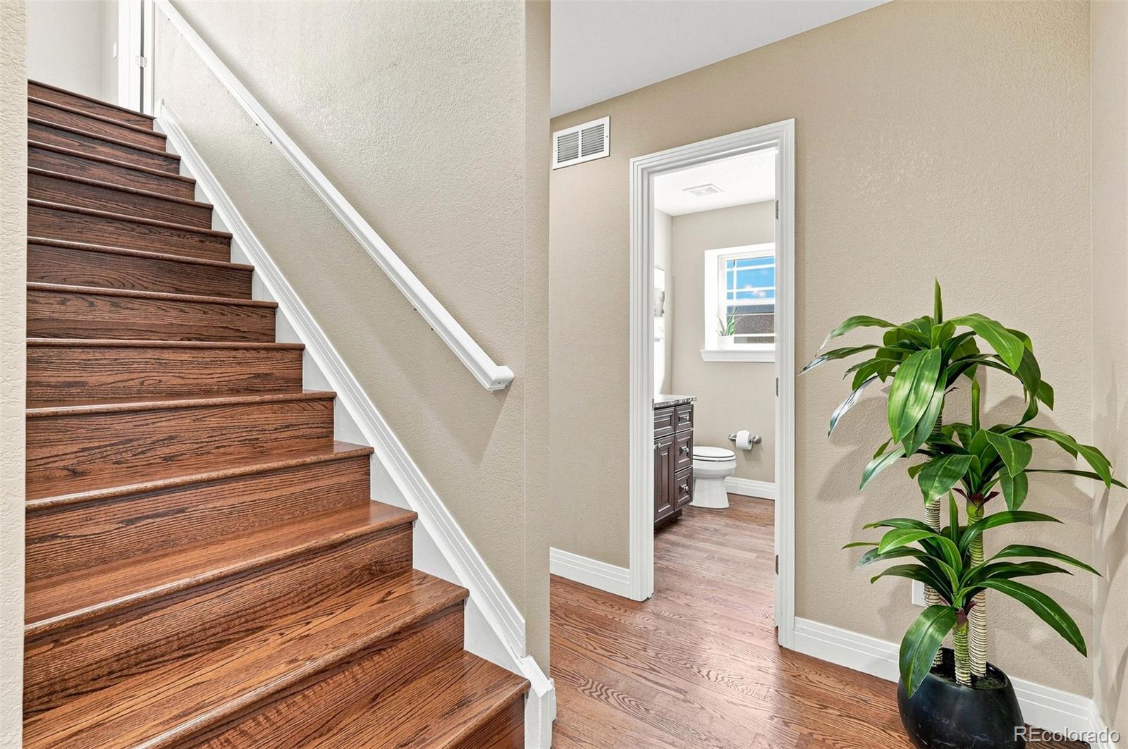 MLS Image #22 for 965  krameria street,denver, Colorado