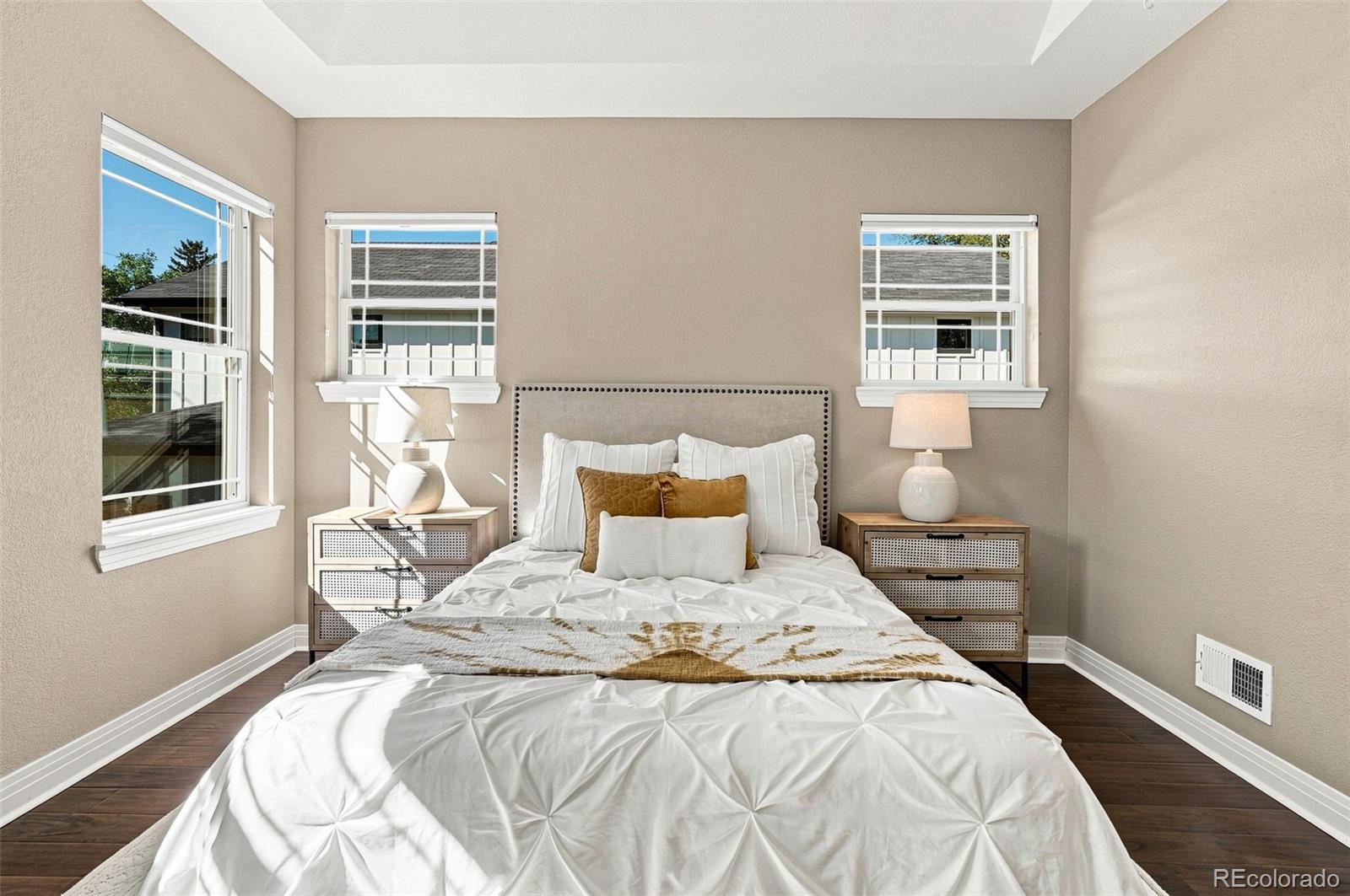 MLS Image #25 for 965  krameria street,denver, Colorado