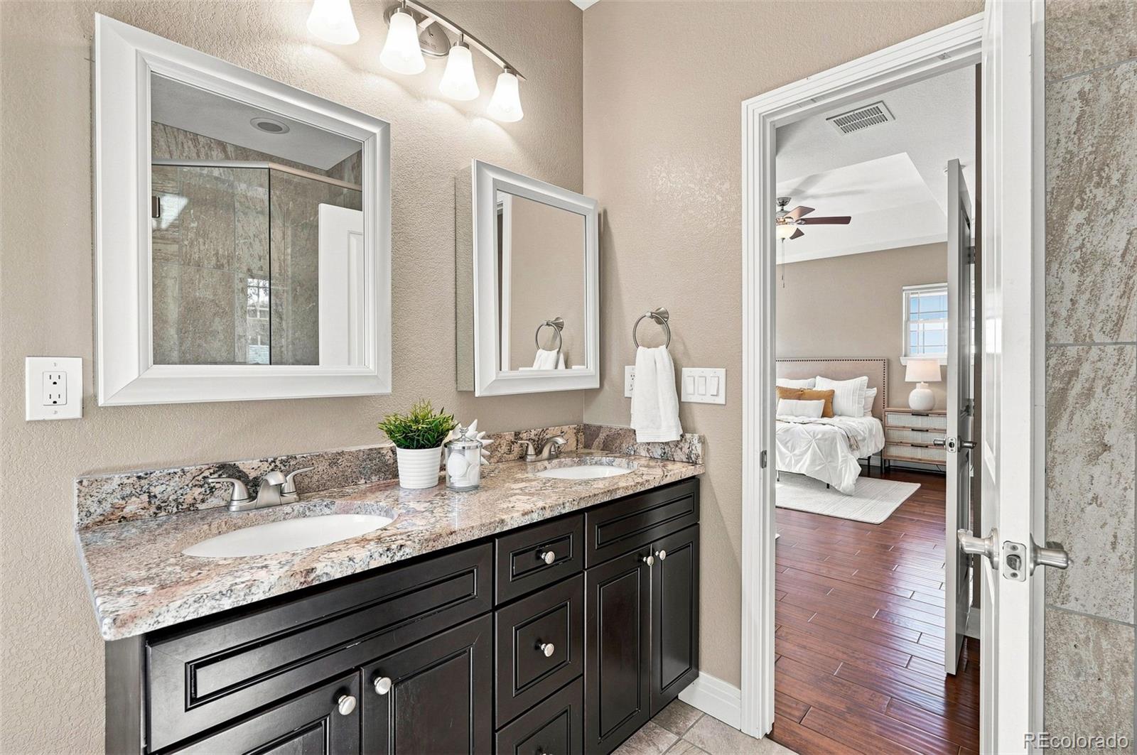 MLS Image #29 for 965  krameria street,denver, Colorado