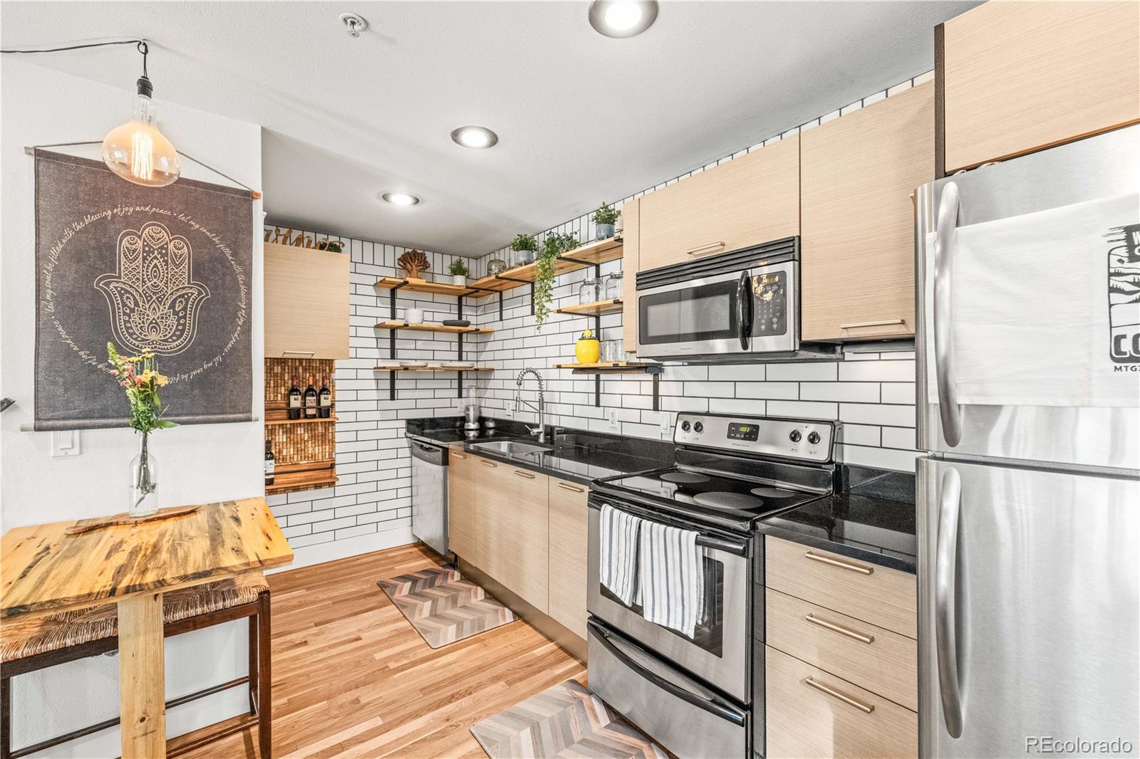 MLS Image #2 for 2837  vallejo street 101,denver, Colorado