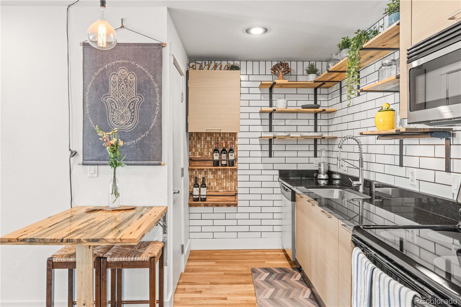 MLS Image #3 for 2837  vallejo street 101,denver, Colorado