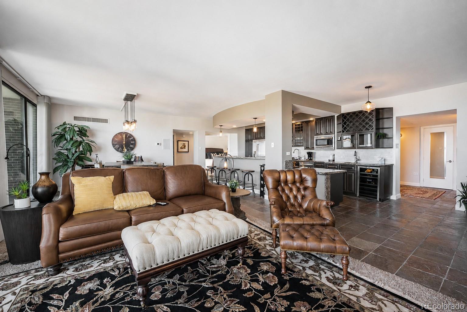 MLS Image #2 for 1020  15th street,denver, Colorado