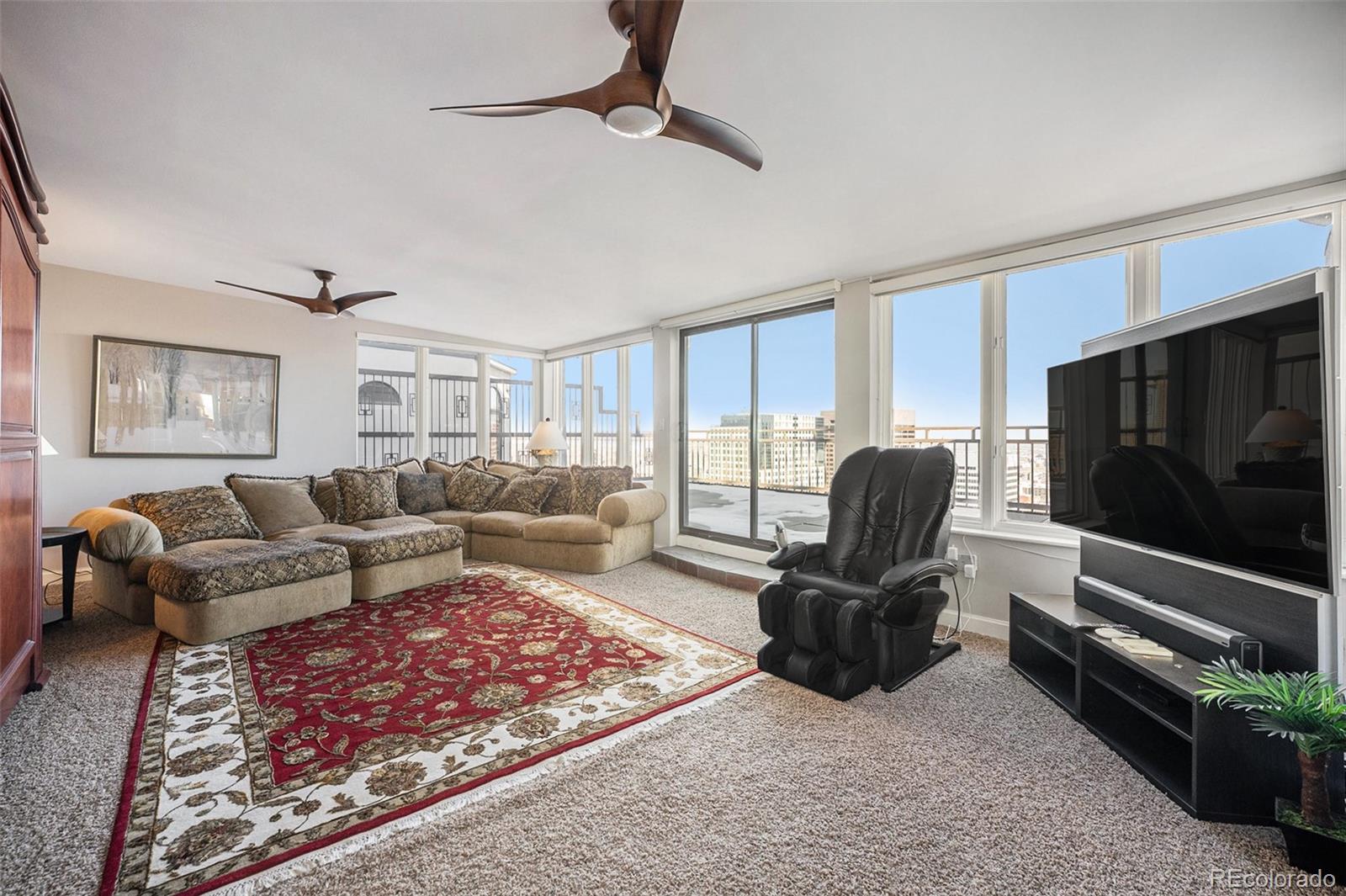 MLS Image #4 for 1020  15th street,denver, Colorado