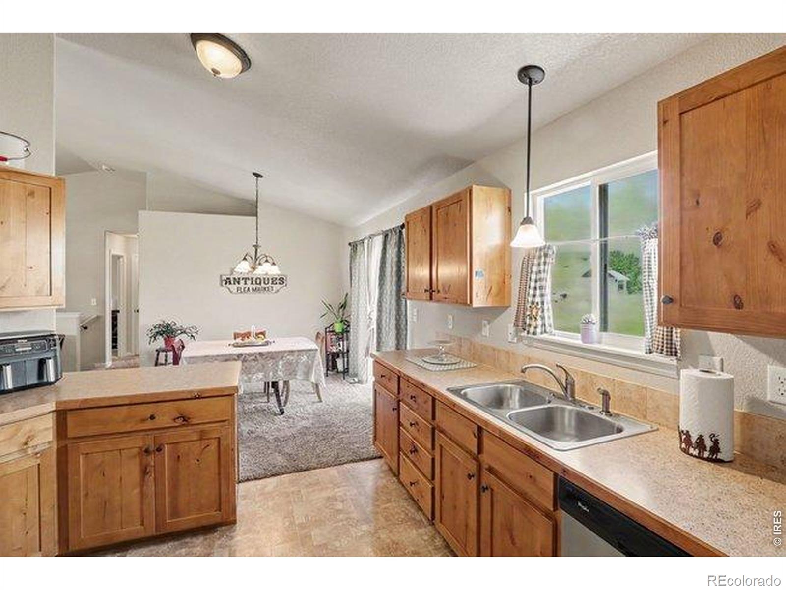 MLS Image #10 for 4400  paintbrush drive,evans, Colorado