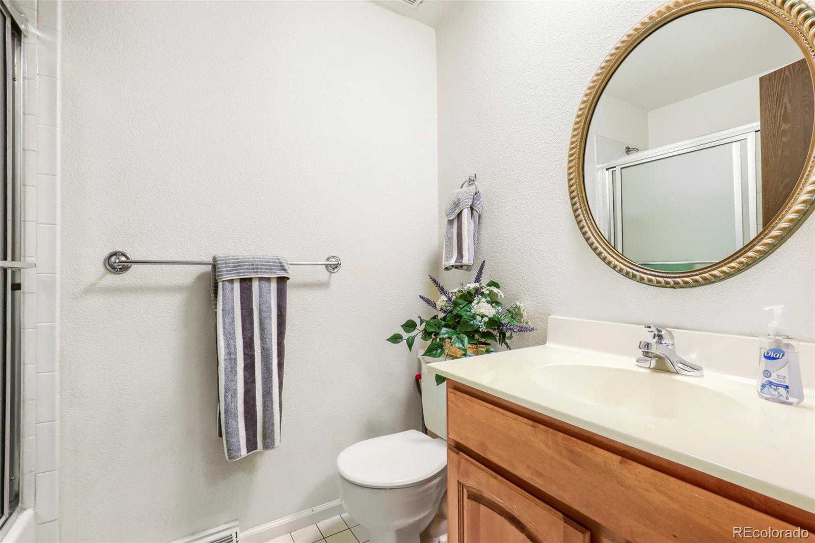 MLS Image #12 for 1722 s uvalda street,aurora, Colorado