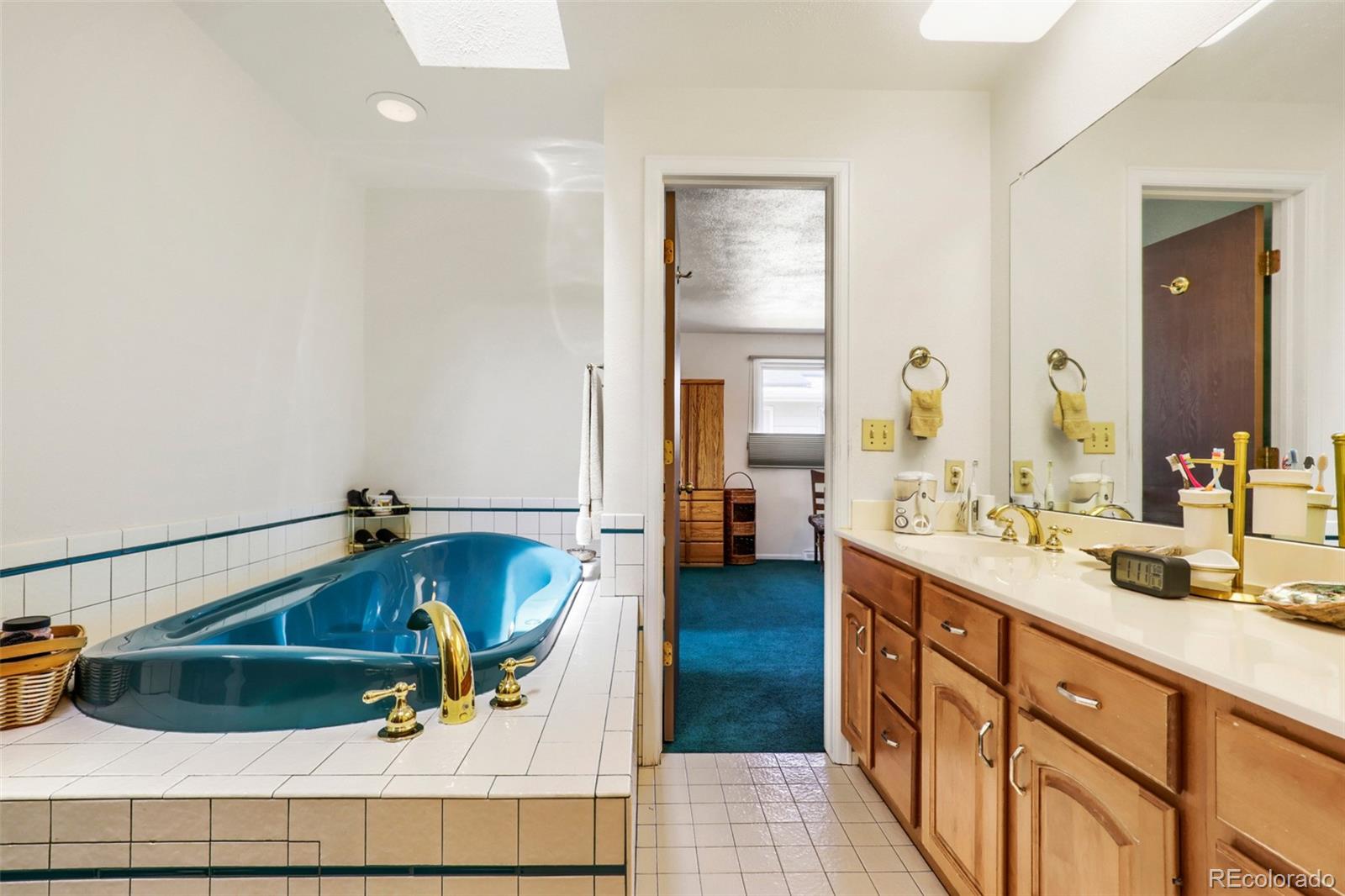 MLS Image #15 for 1722 s uvalda street,aurora, Colorado