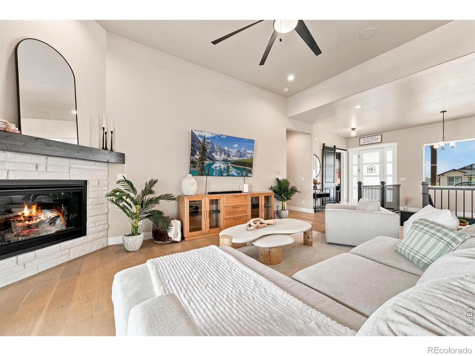 MLS Image #5 for 870  loess lane,windsor, Colorado