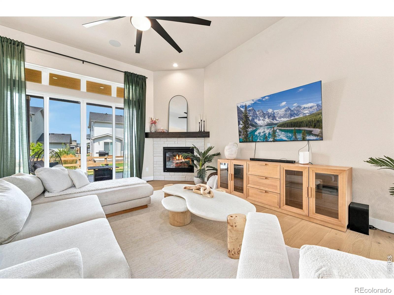 MLS Image #7 for 870  loess lane,windsor, Colorado