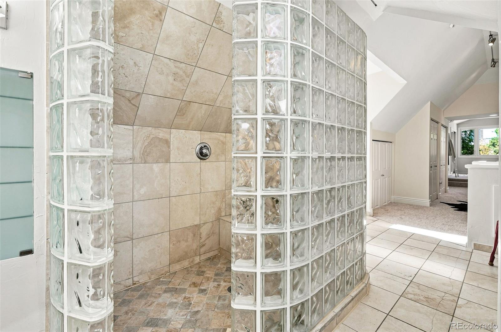 MLS Image #31 for 2045 n emerson street,denver, Colorado
