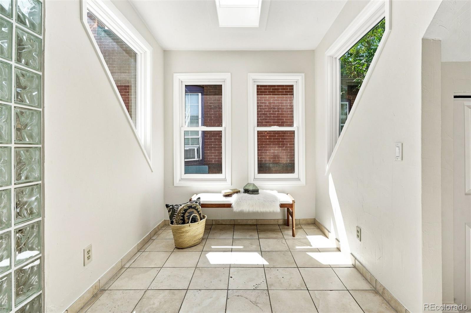 MLS Image #32 for 2045 n emerson street,denver, Colorado